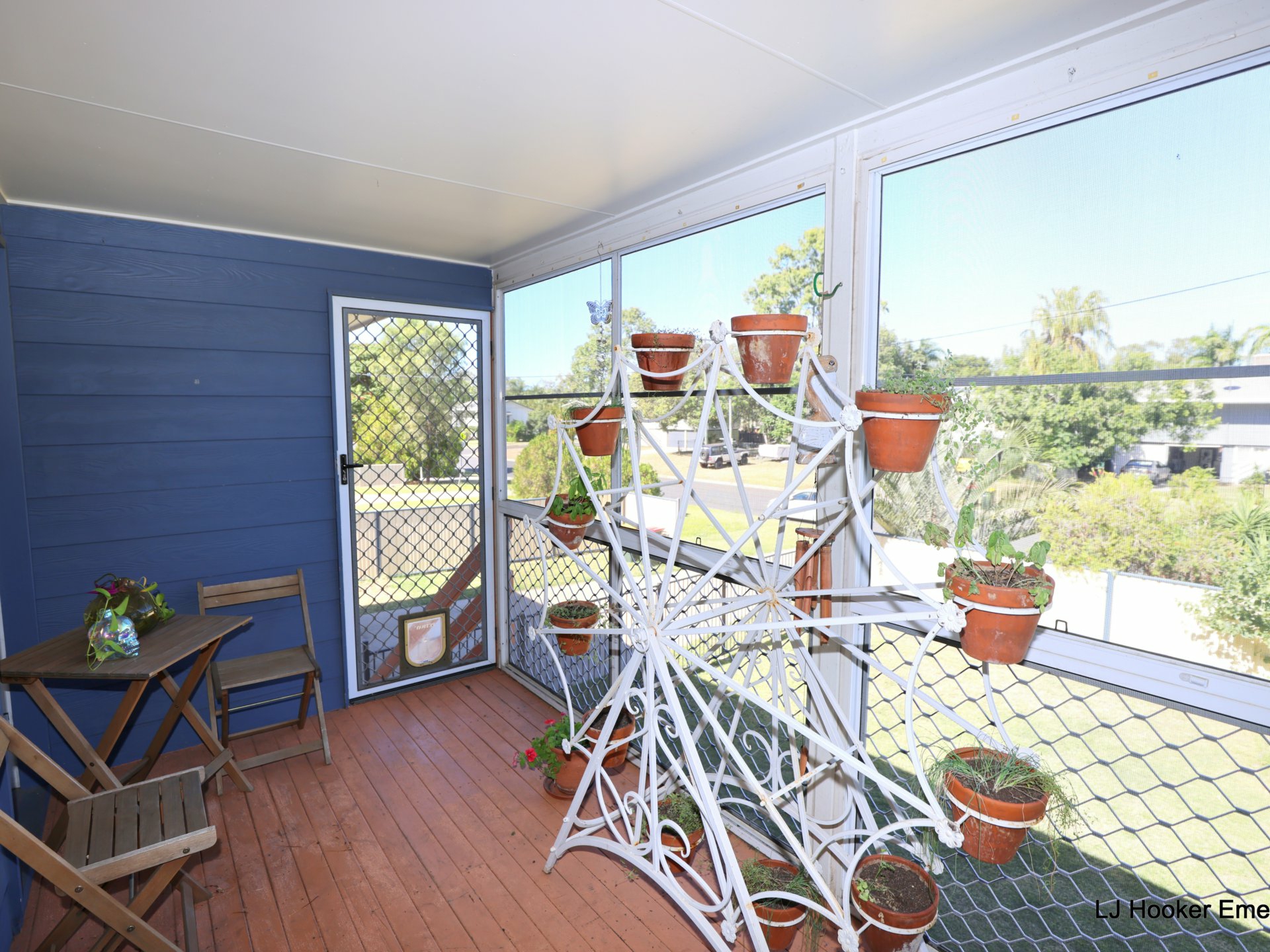 51 Campbell Street Emerald QLD