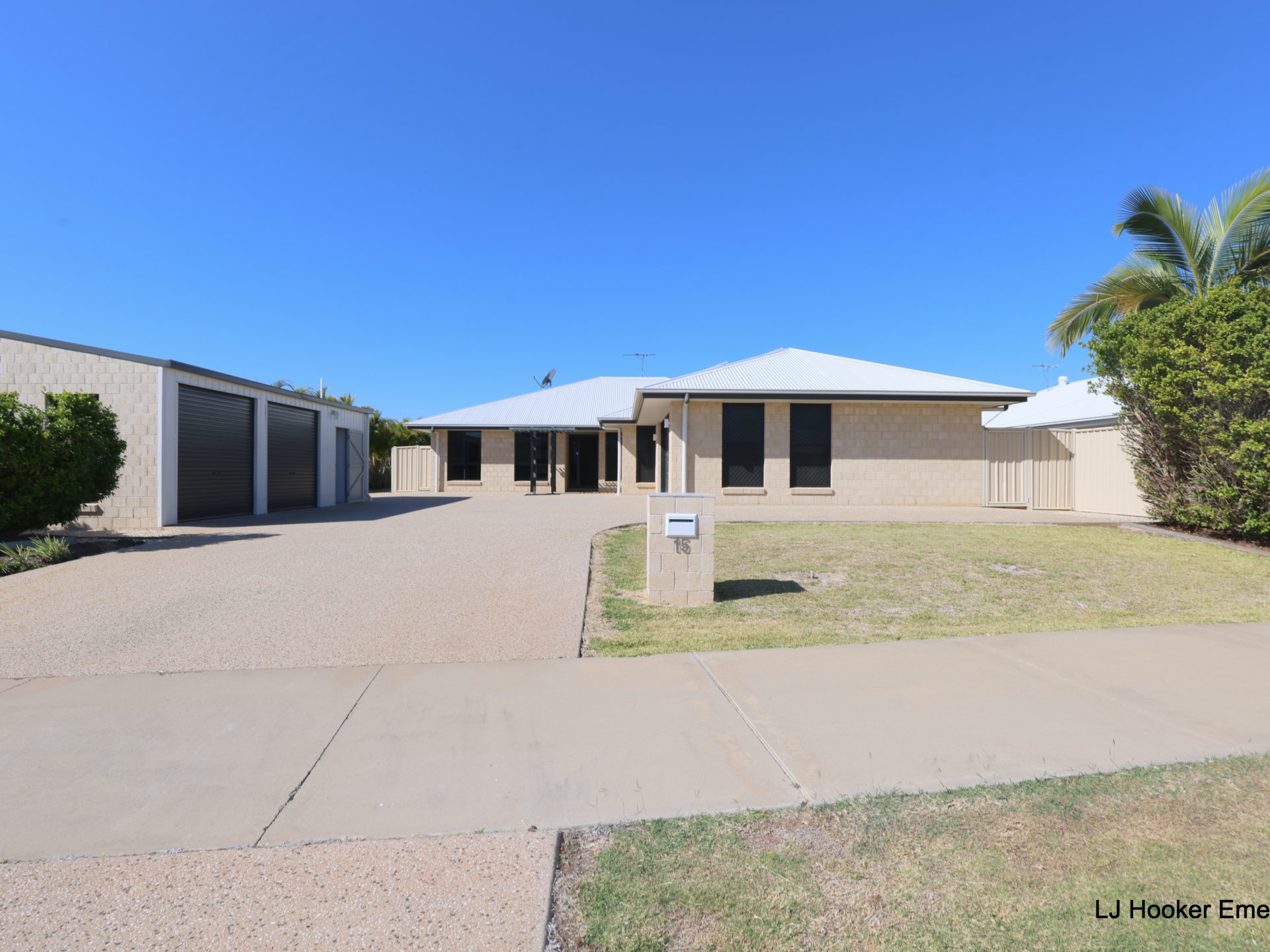 15 Kassidy Drive Emerald QLD