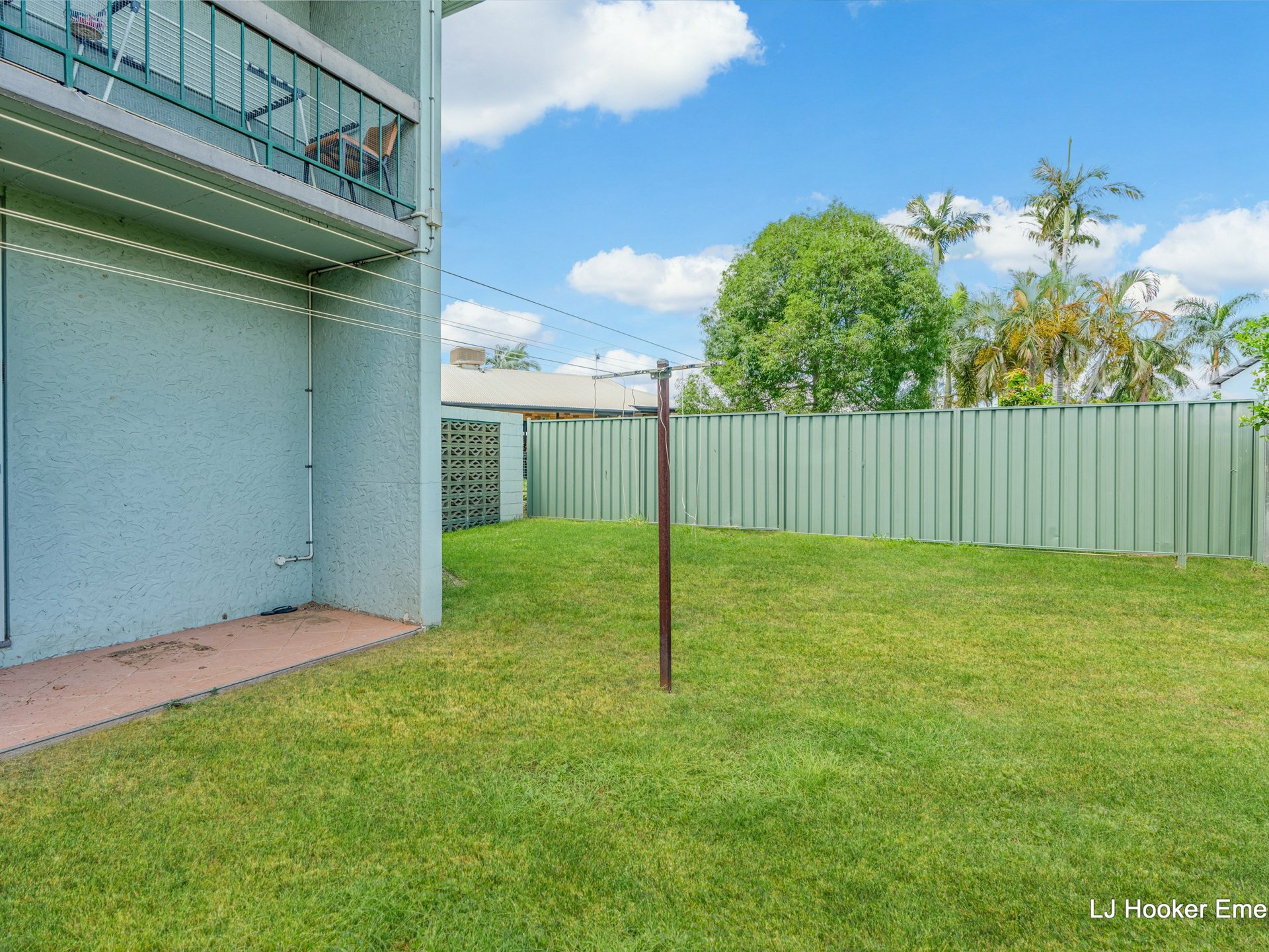 2/53 Dundas Street Emerald QLD Apartment for Sale LJ Hooker