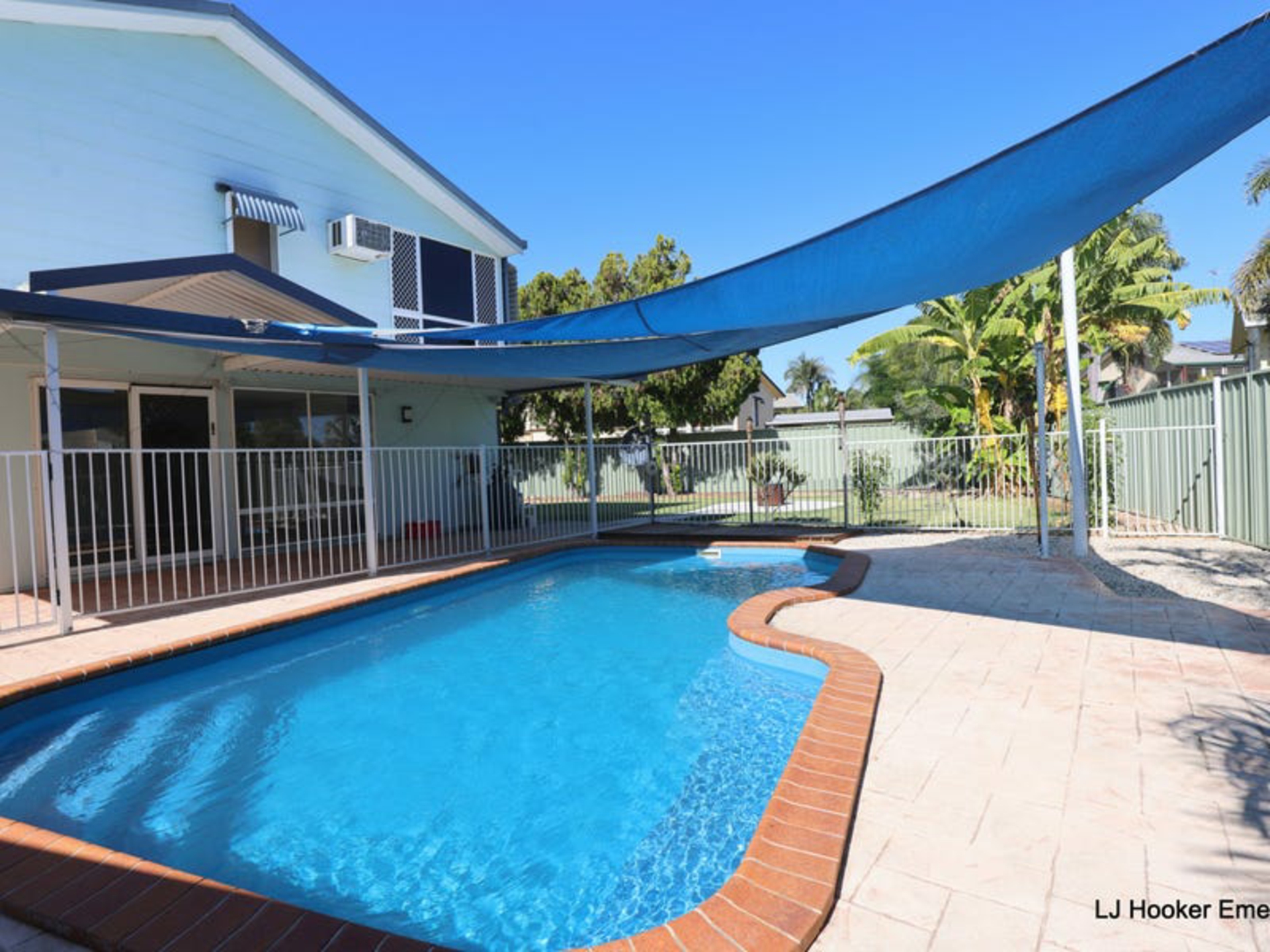 15 Roseanne Road, Emerald
