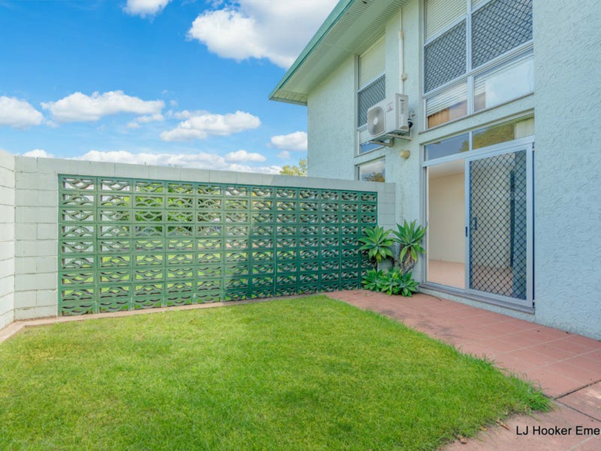2/53 Dundas Street, Emerald