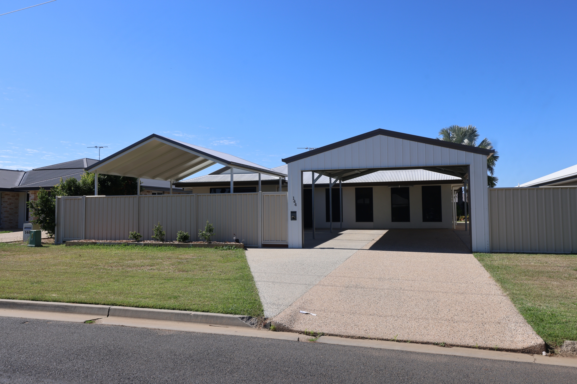 144 Opal Street, EMERALD
