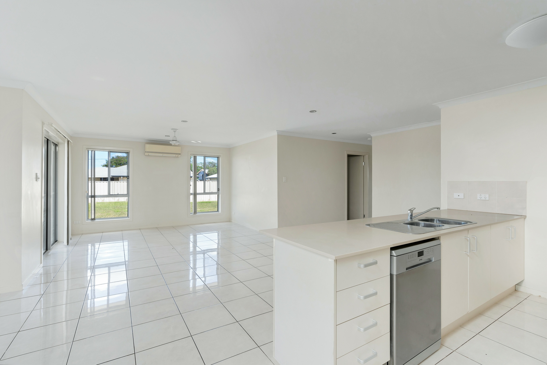 28 Jade Street, EMERALD