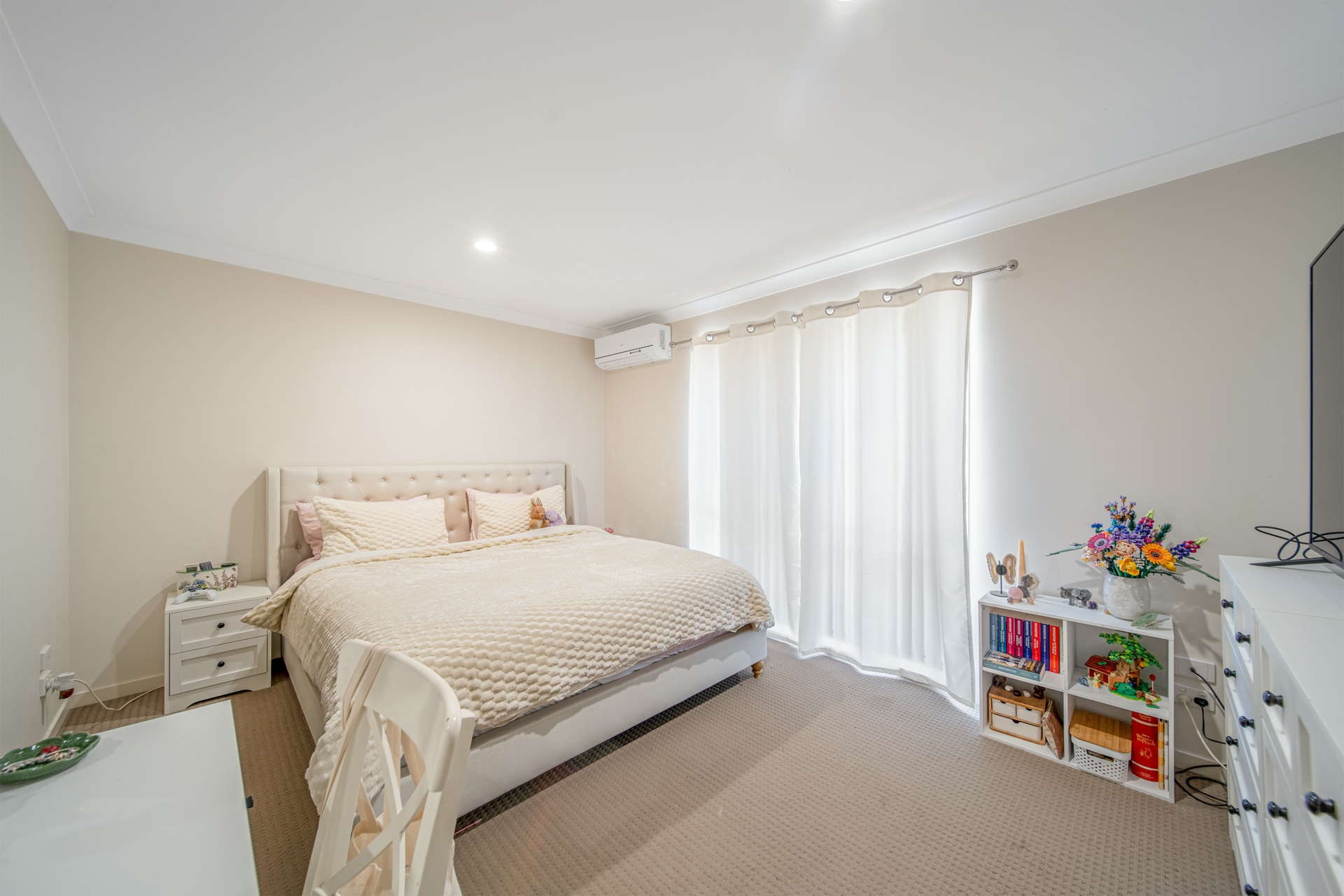 10 Mount MacArthur Boulevard, CAPELLA