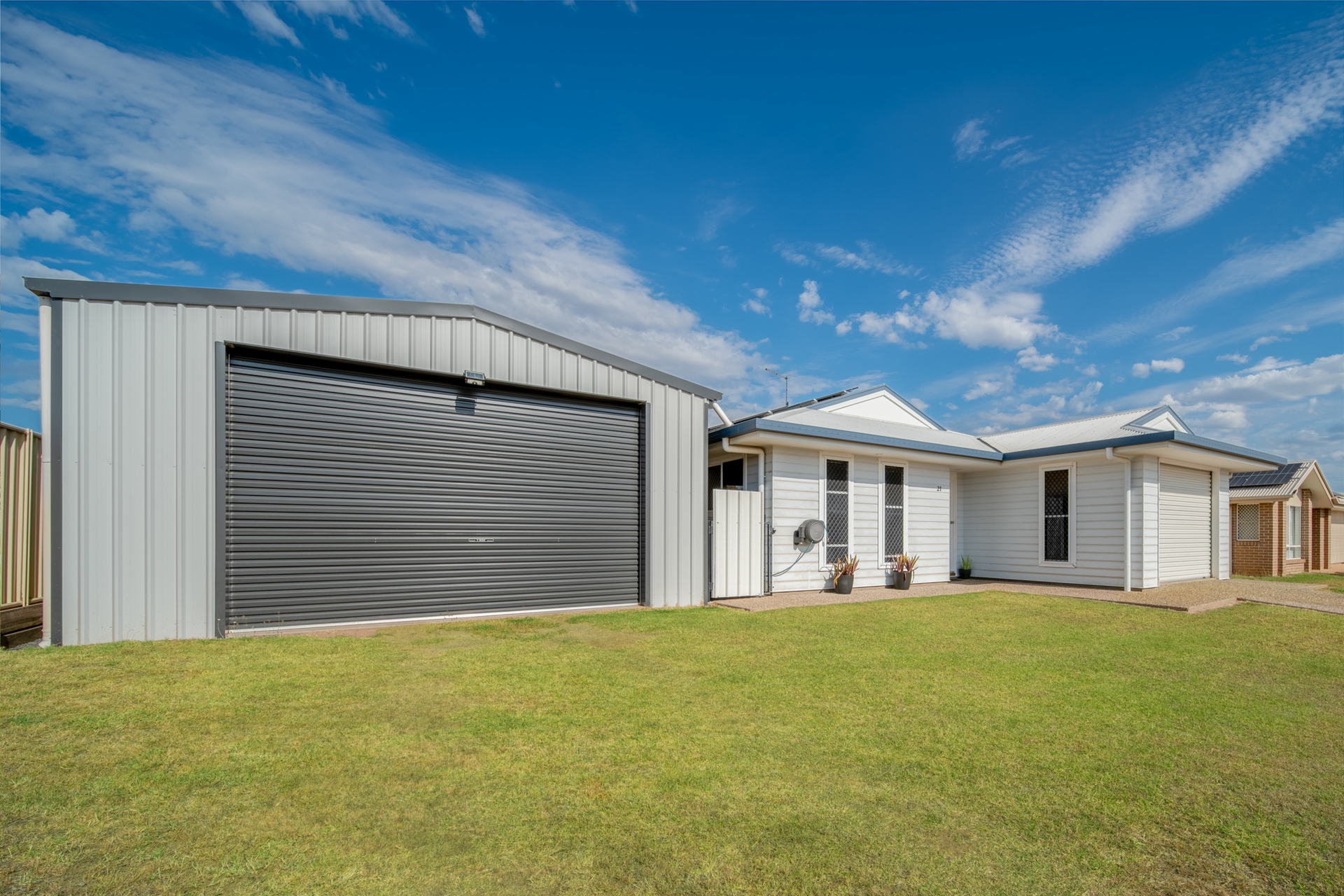 21 Lakeside Drive, Emerald