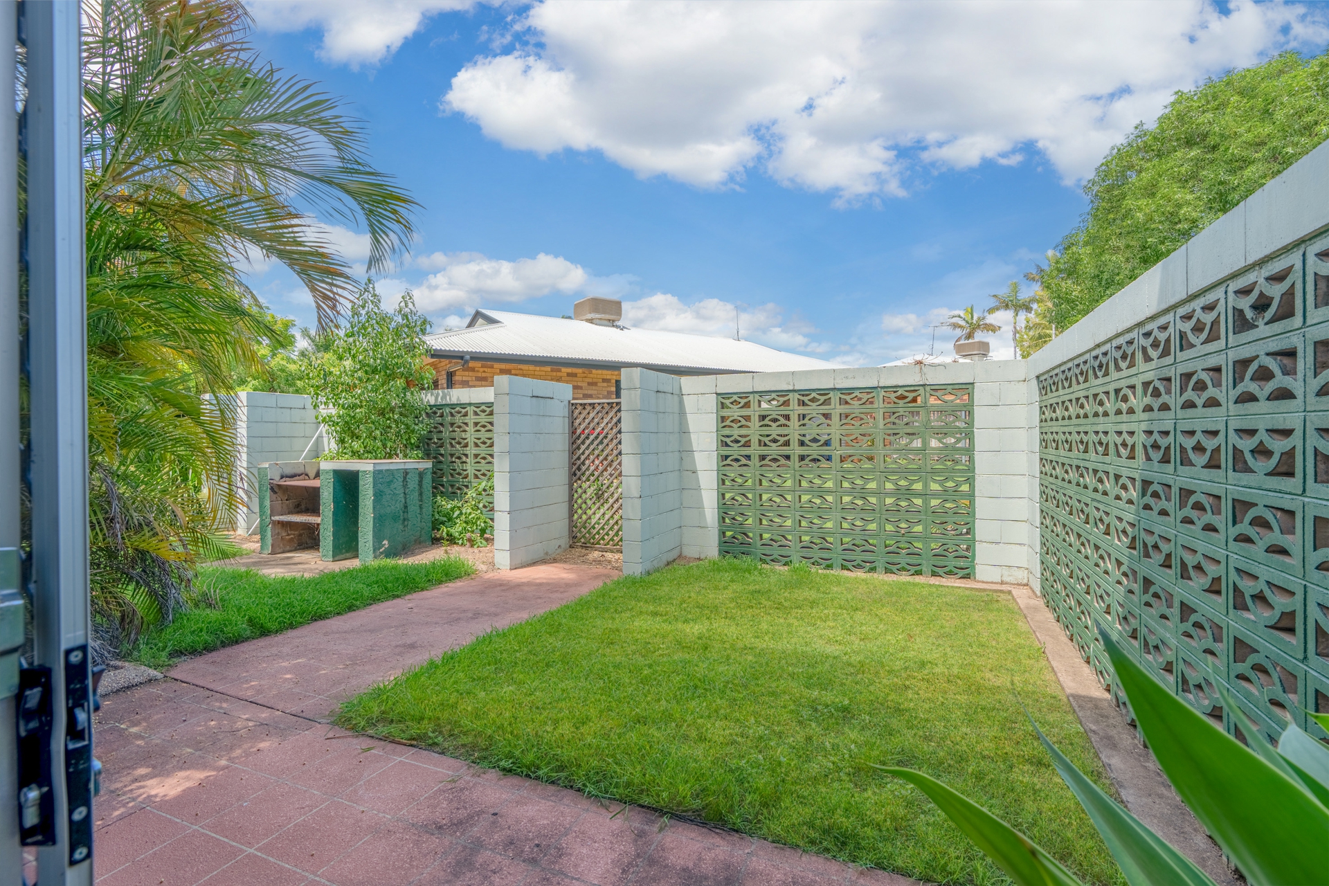 2/53 Dundas Street, EMERALD