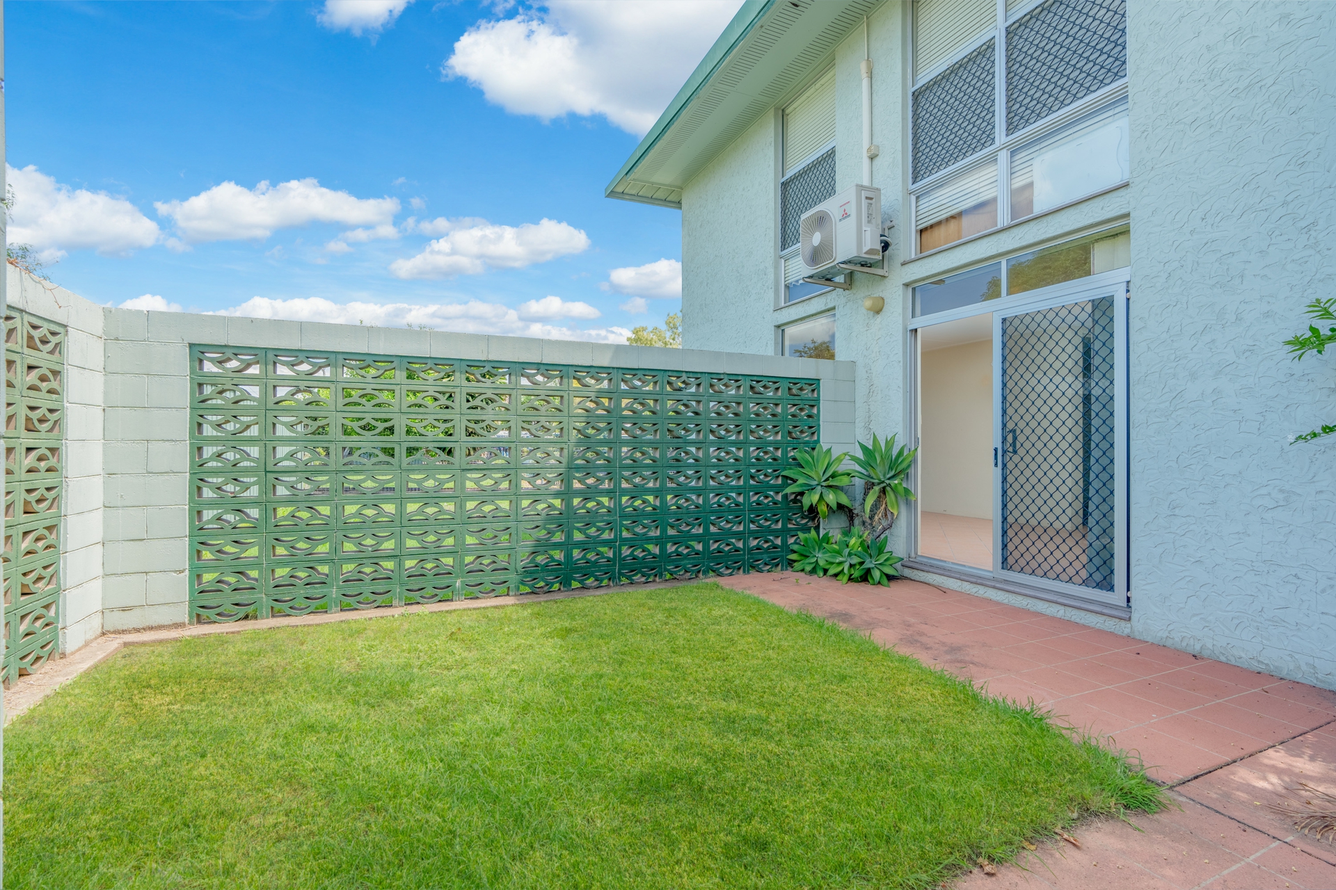 2/53 Dundas Street, EMERALD