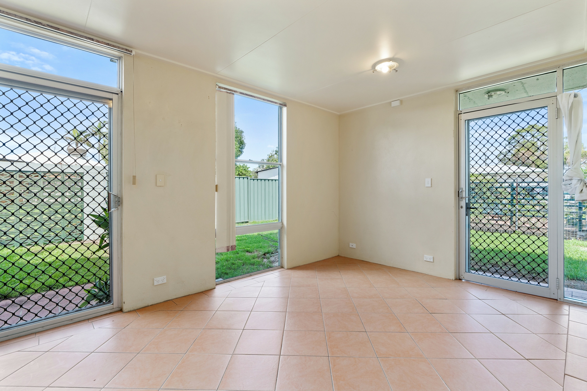 2/53 Dundas Street, EMERALD