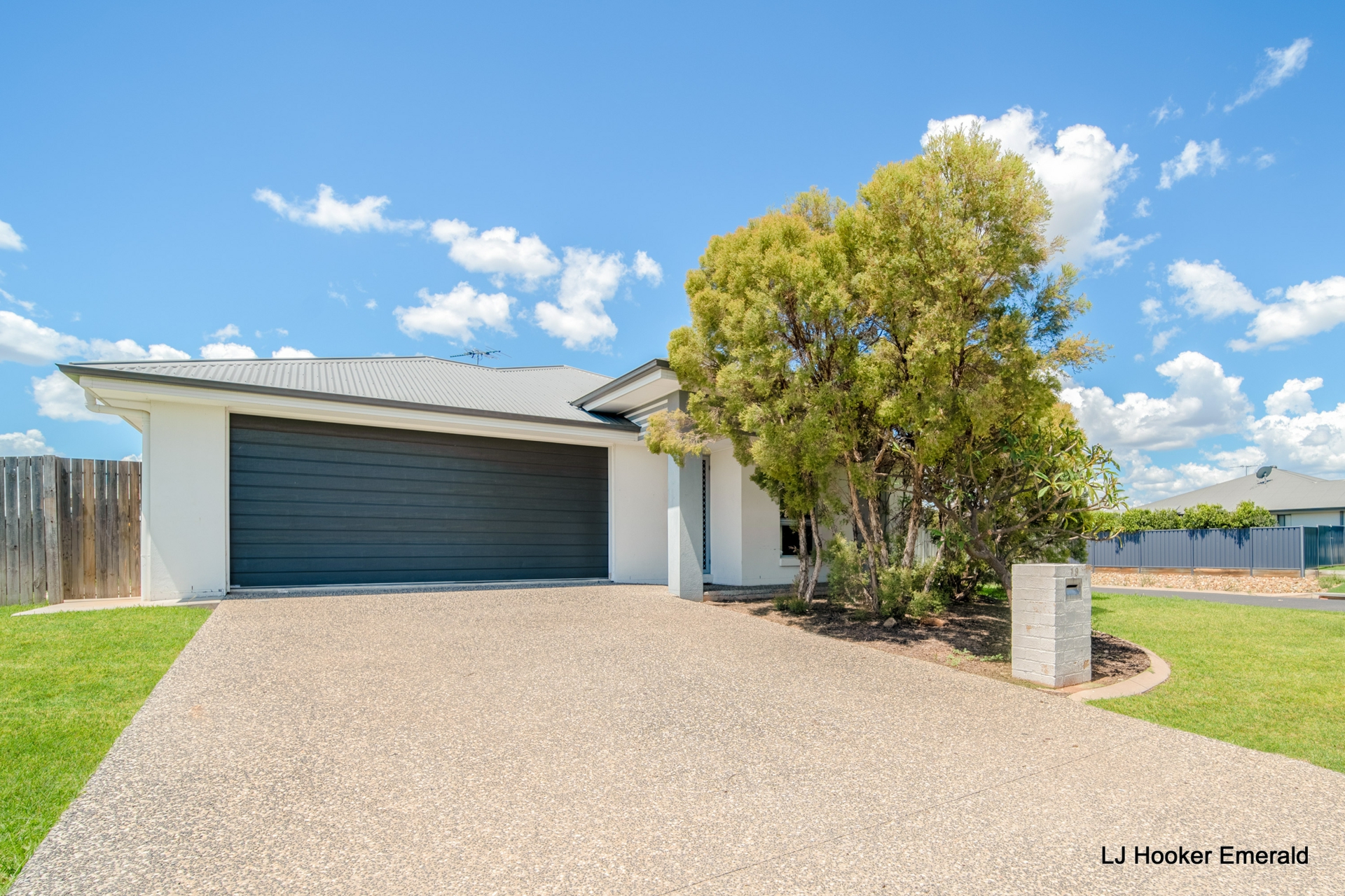 19 Jade Street, EMERALD
