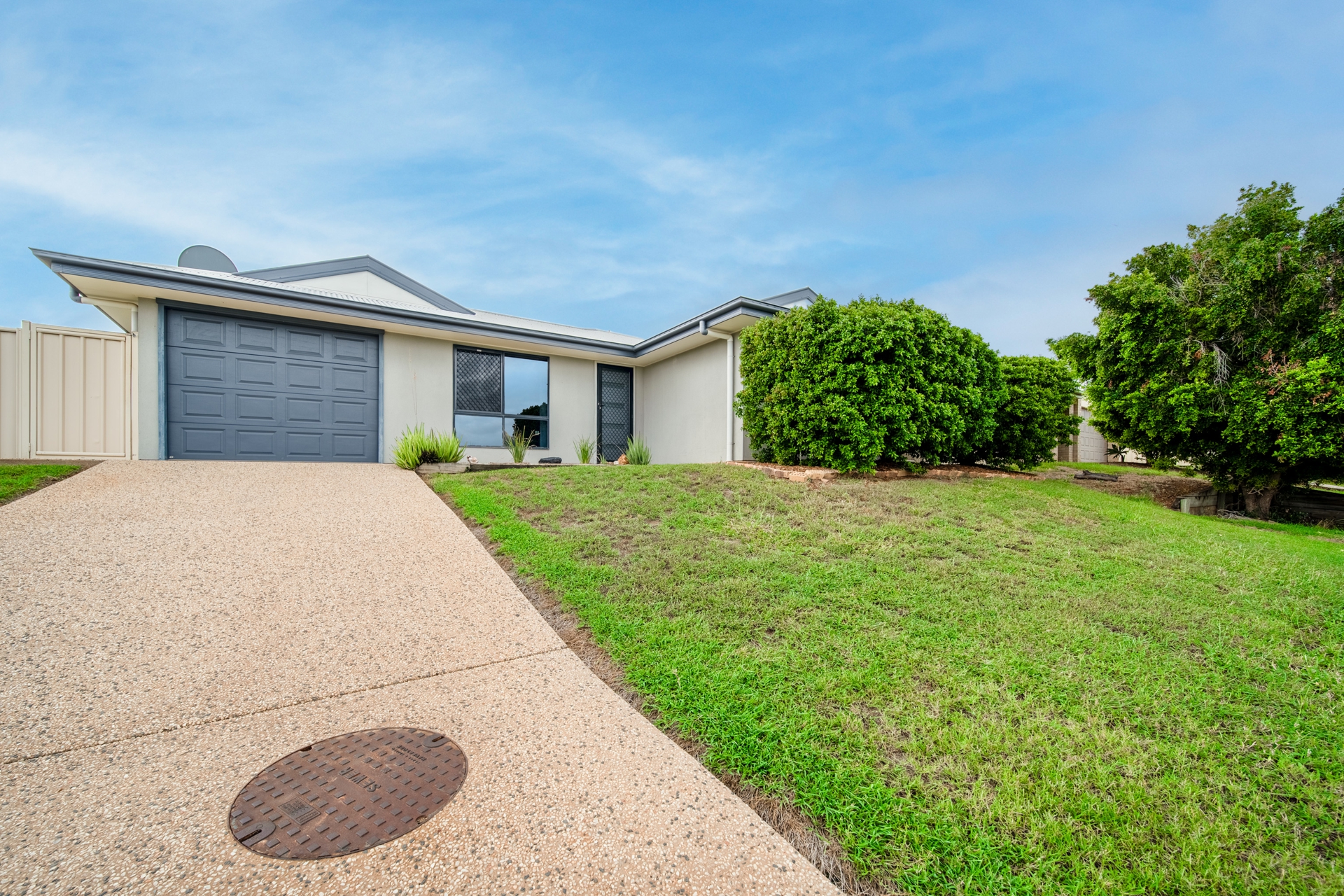24 Scenic Drive, EMERALD