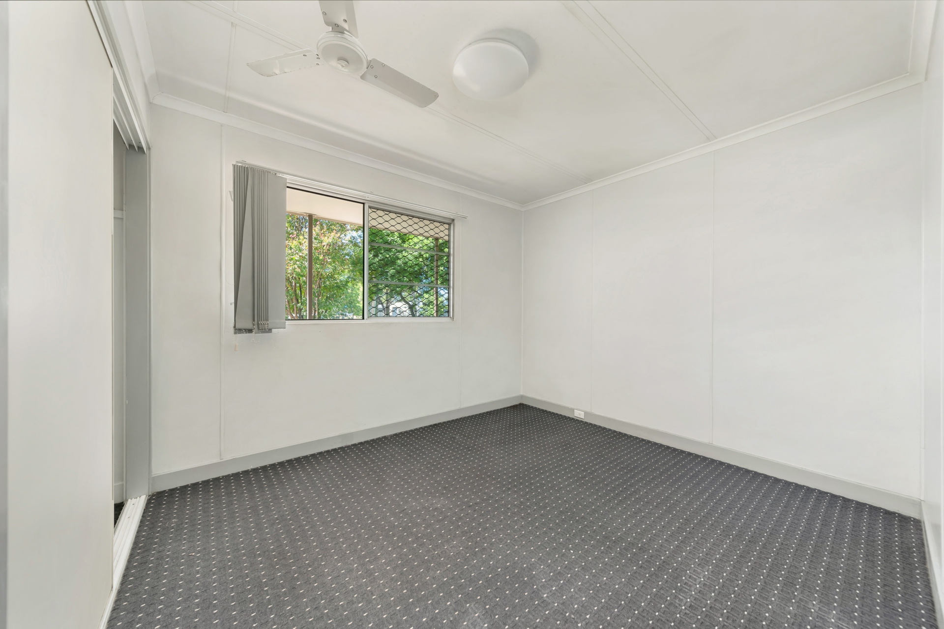 19 Sapphire Avenue, EMERALD