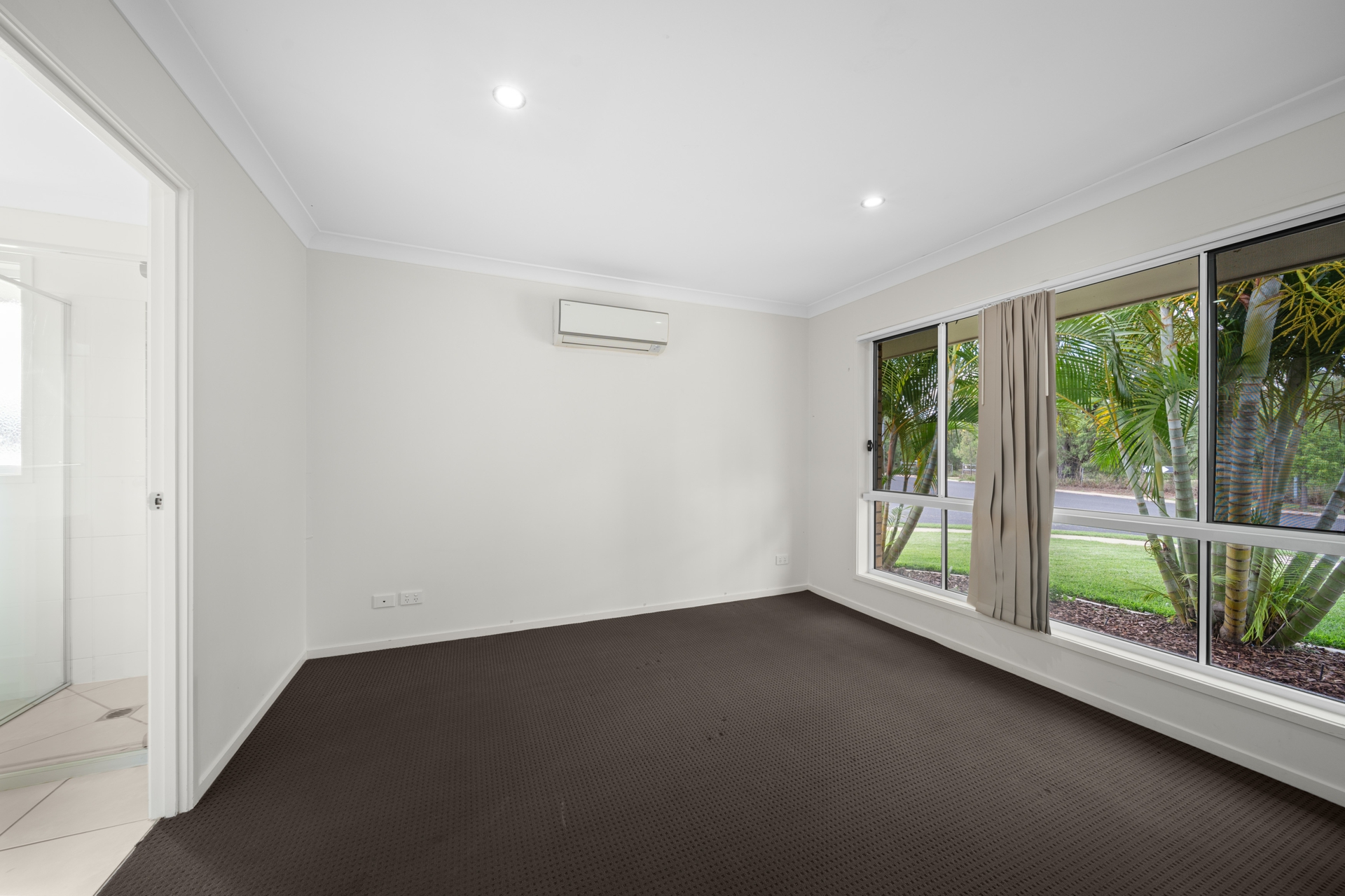 12 Amber Street — photo 5 of 10