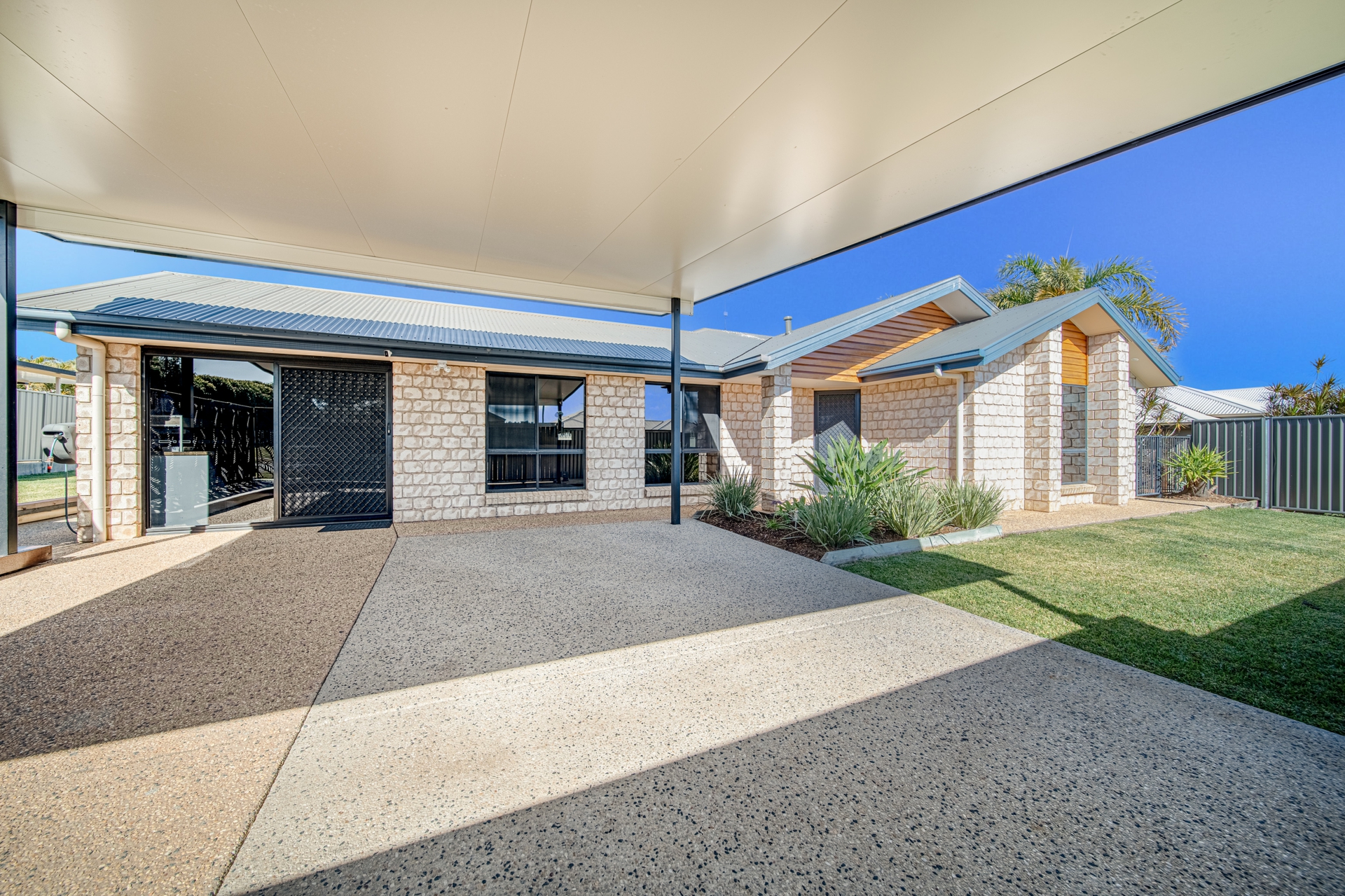 8 Coldstream Street — photo from LJ Hooker Emerald