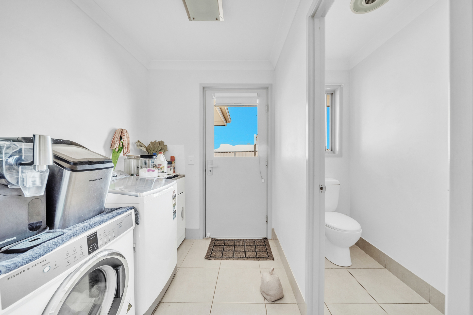 19 Lauren Drive — photo 14 of 18