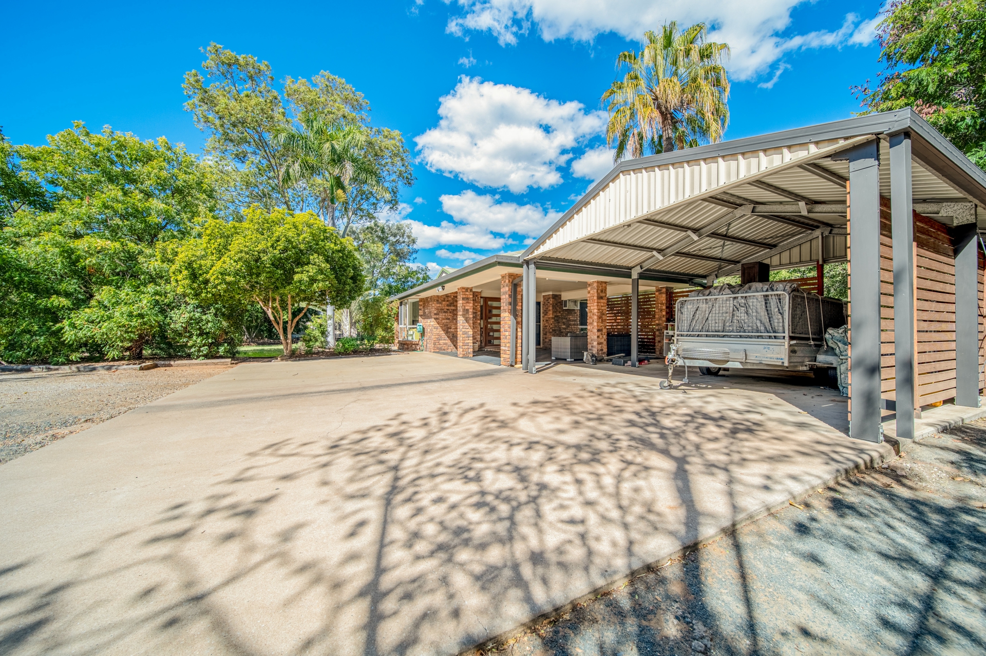 9 Akubra Drive — photo 4 of 24