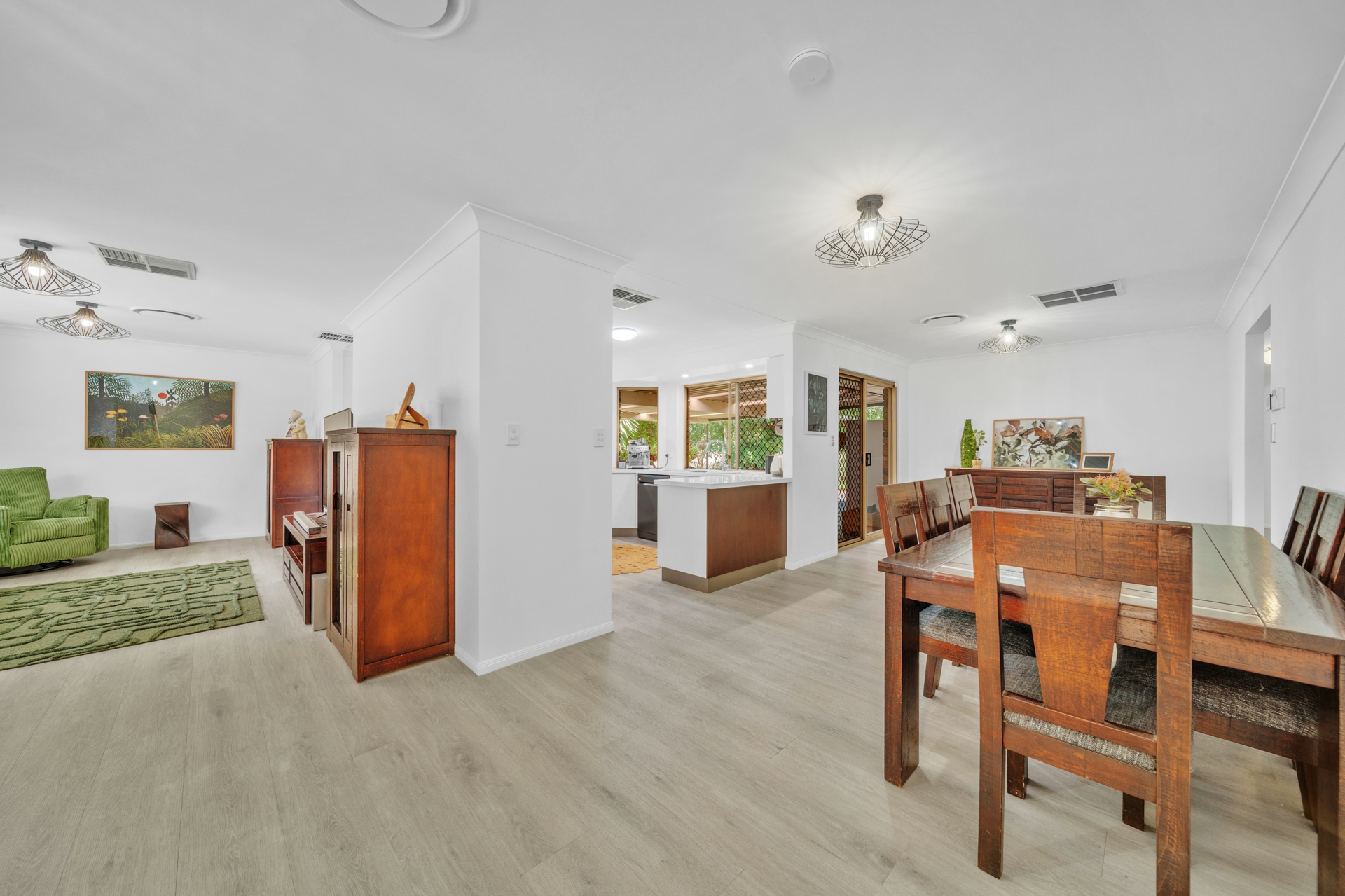 9 Akubra Drive — photo 7 of 24
