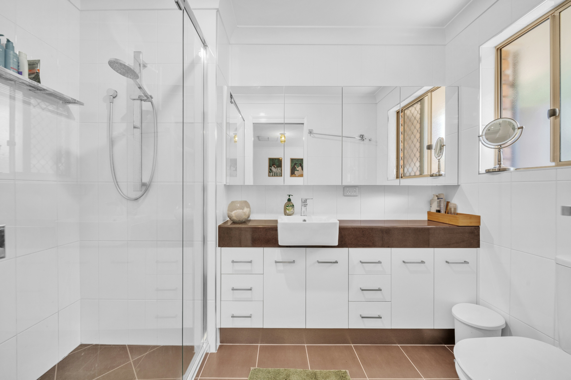 9 Akubra Drive — photo 12 of 24