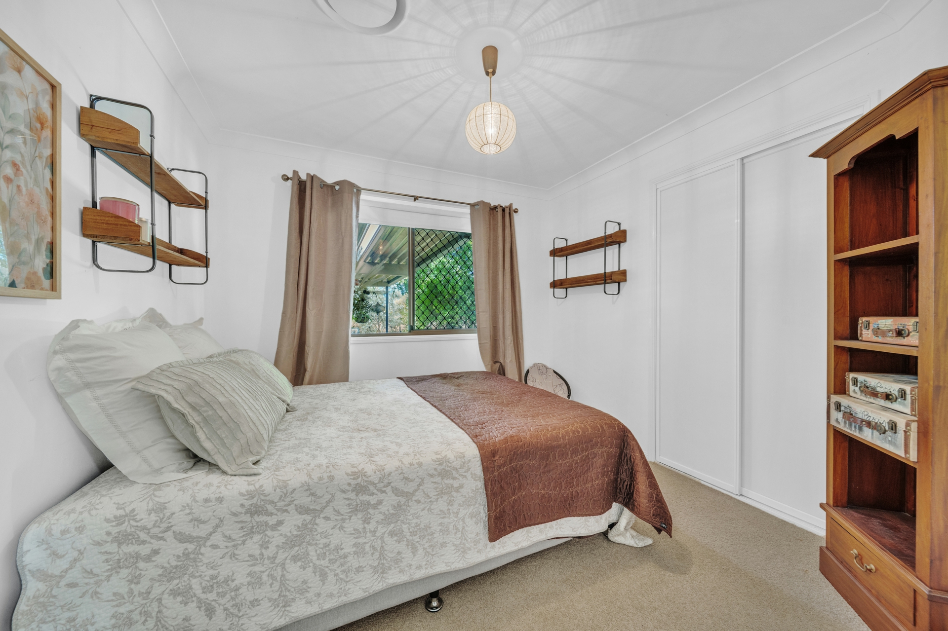9 Akubra Drive — photo 14 of 24