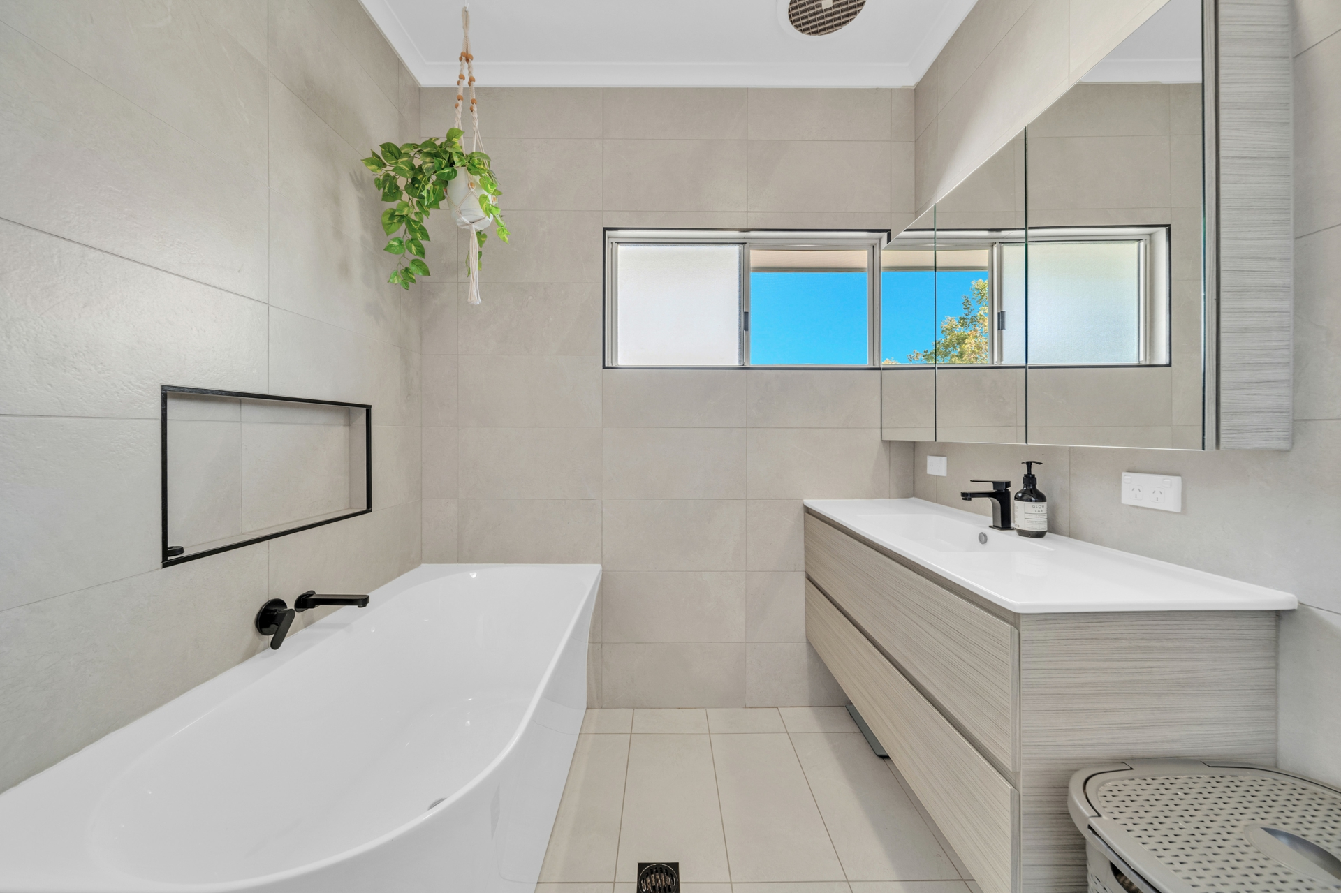 2 Bowyer Drive — photo 12 of 20