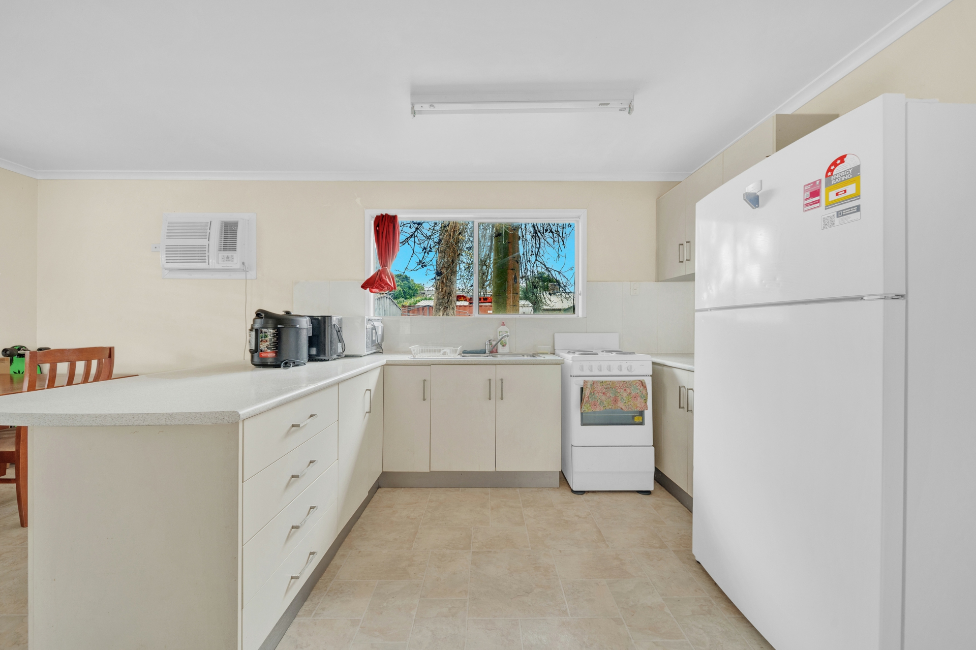 99 Opal Street — photo 5 of 19