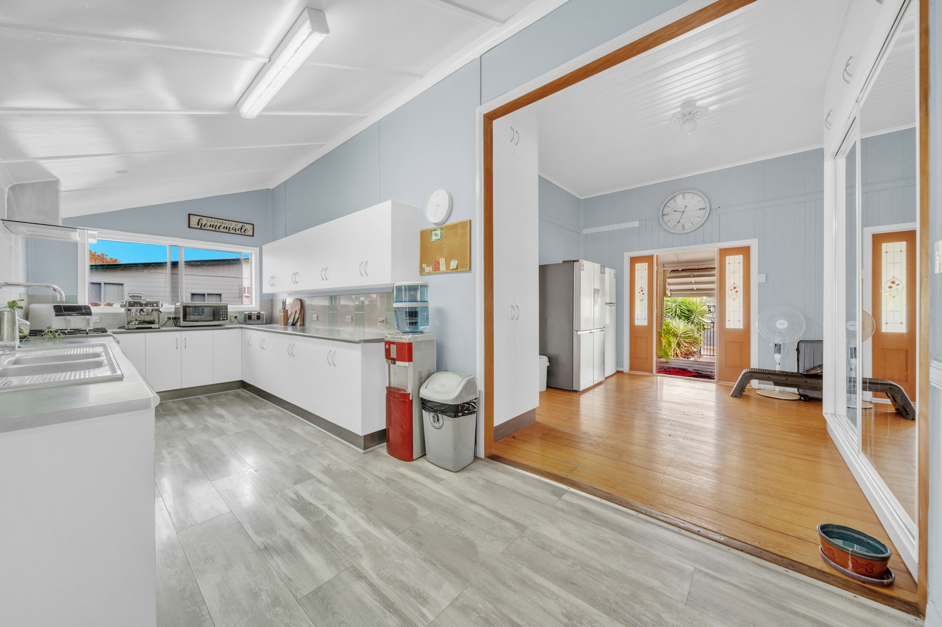 51 Huntley Street — photo 6 of 21