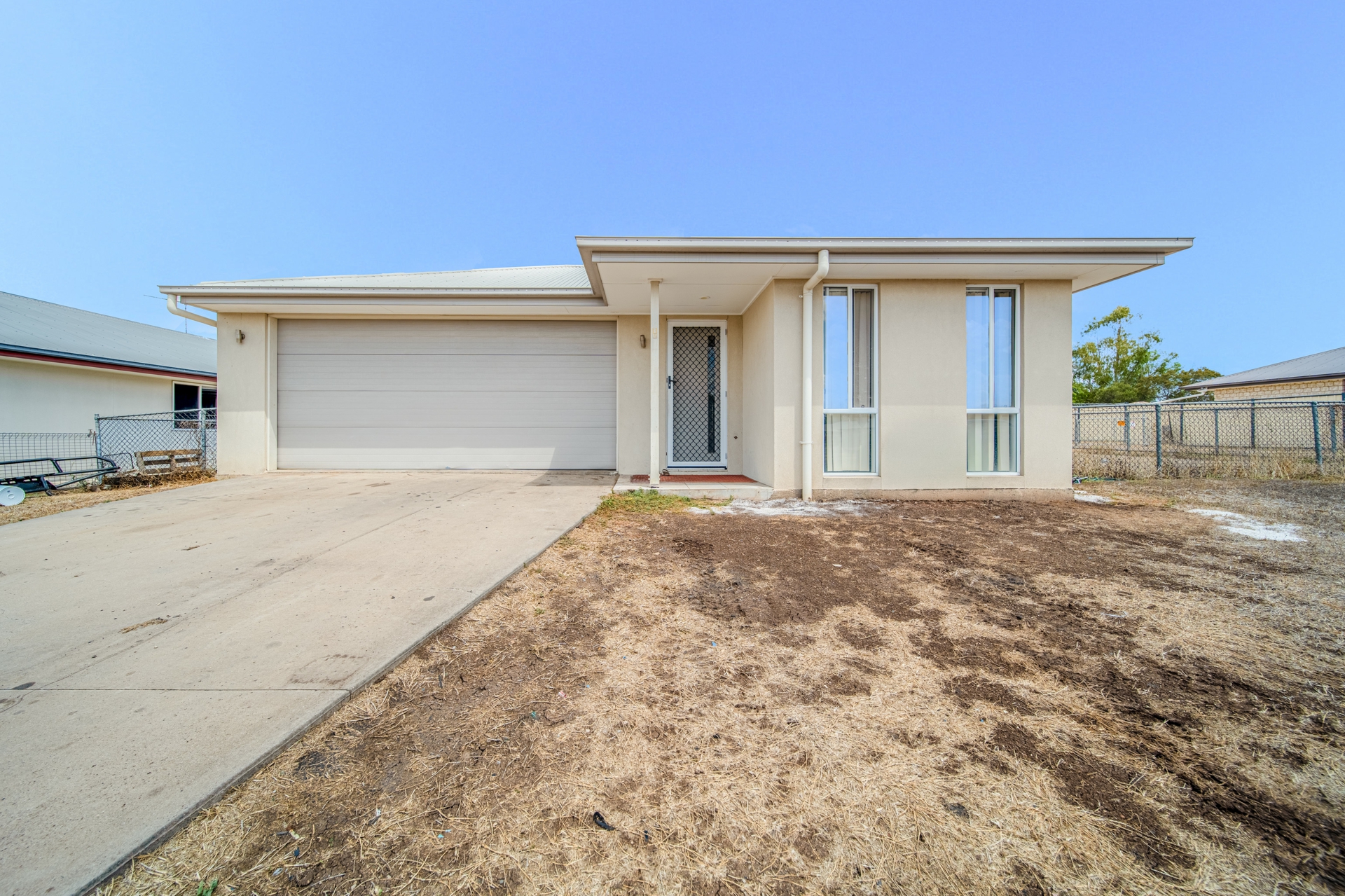 10 Scott Peak Drive — photo from LJ Hooker Emerald