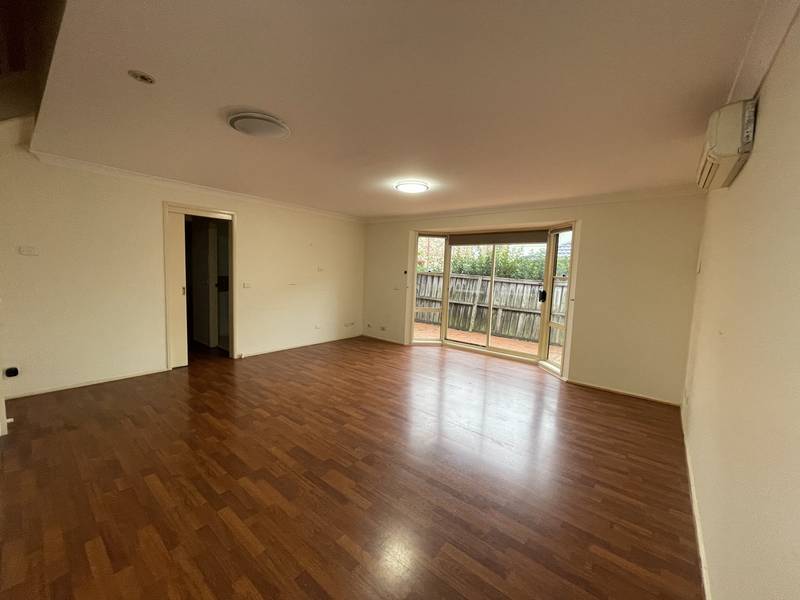 10 Teraweyna Close, WOODCROFT