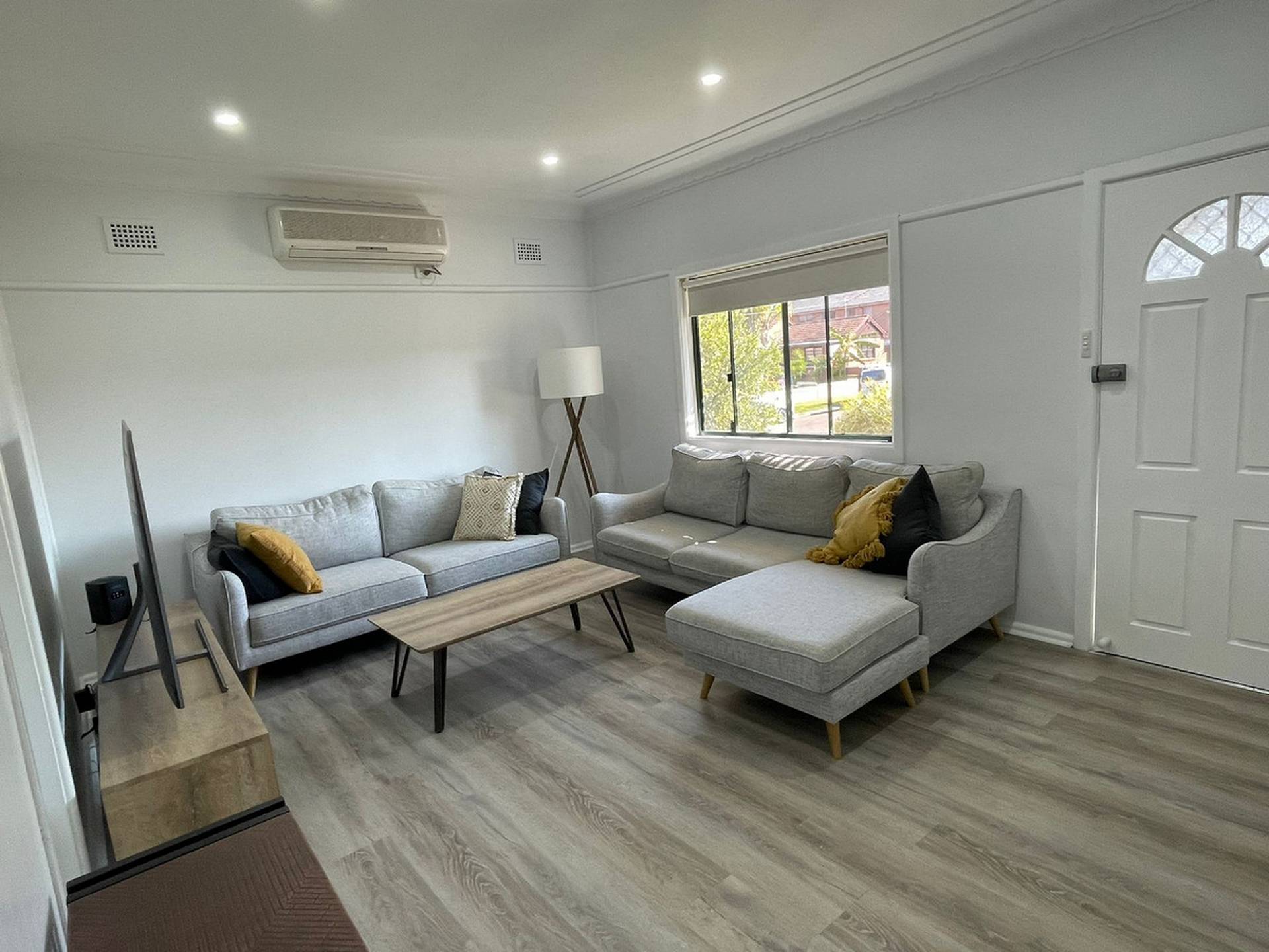 1 First Avenue, TOONGABBIE