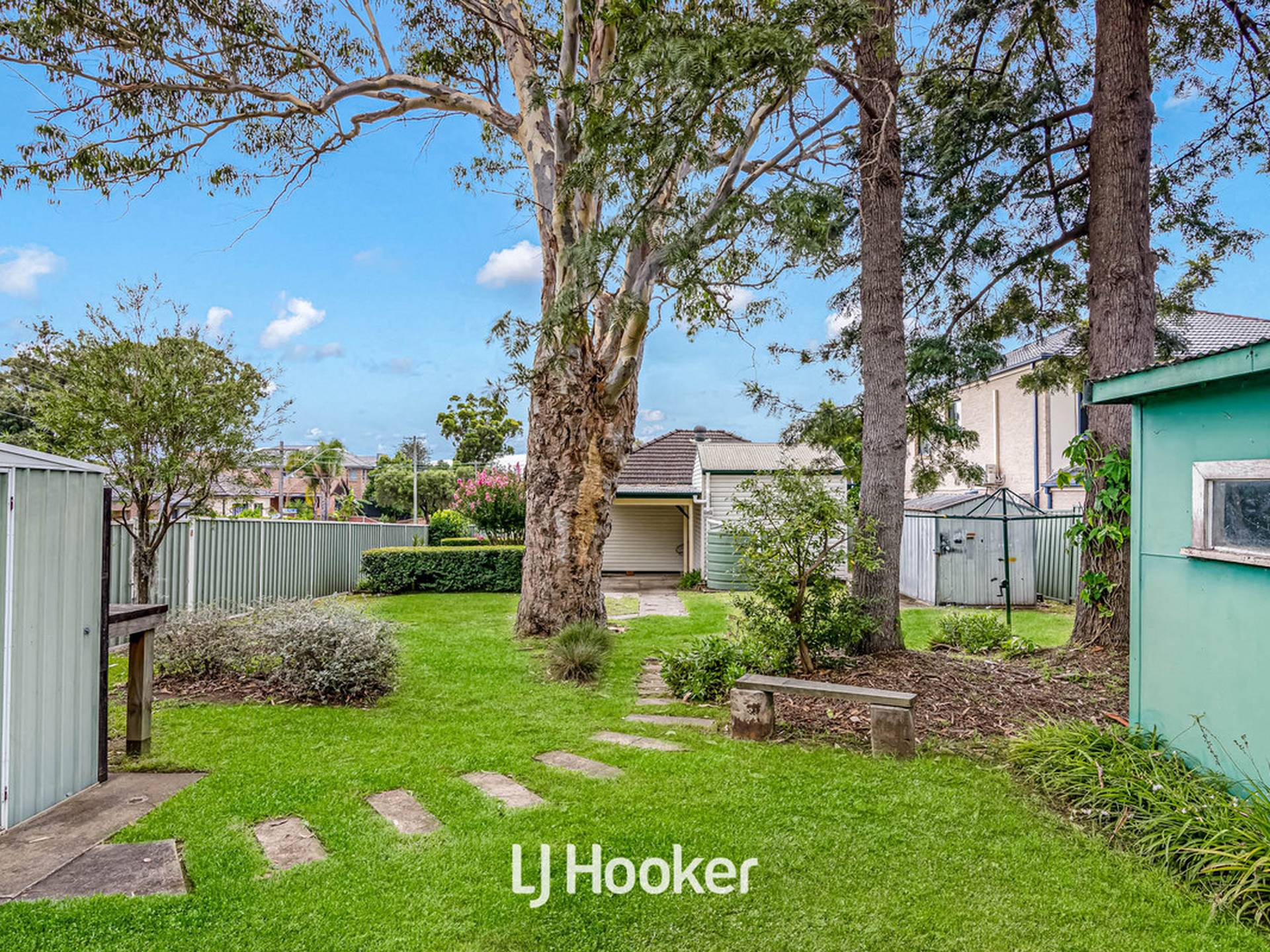 1 First Avenue, TOONGABBIE