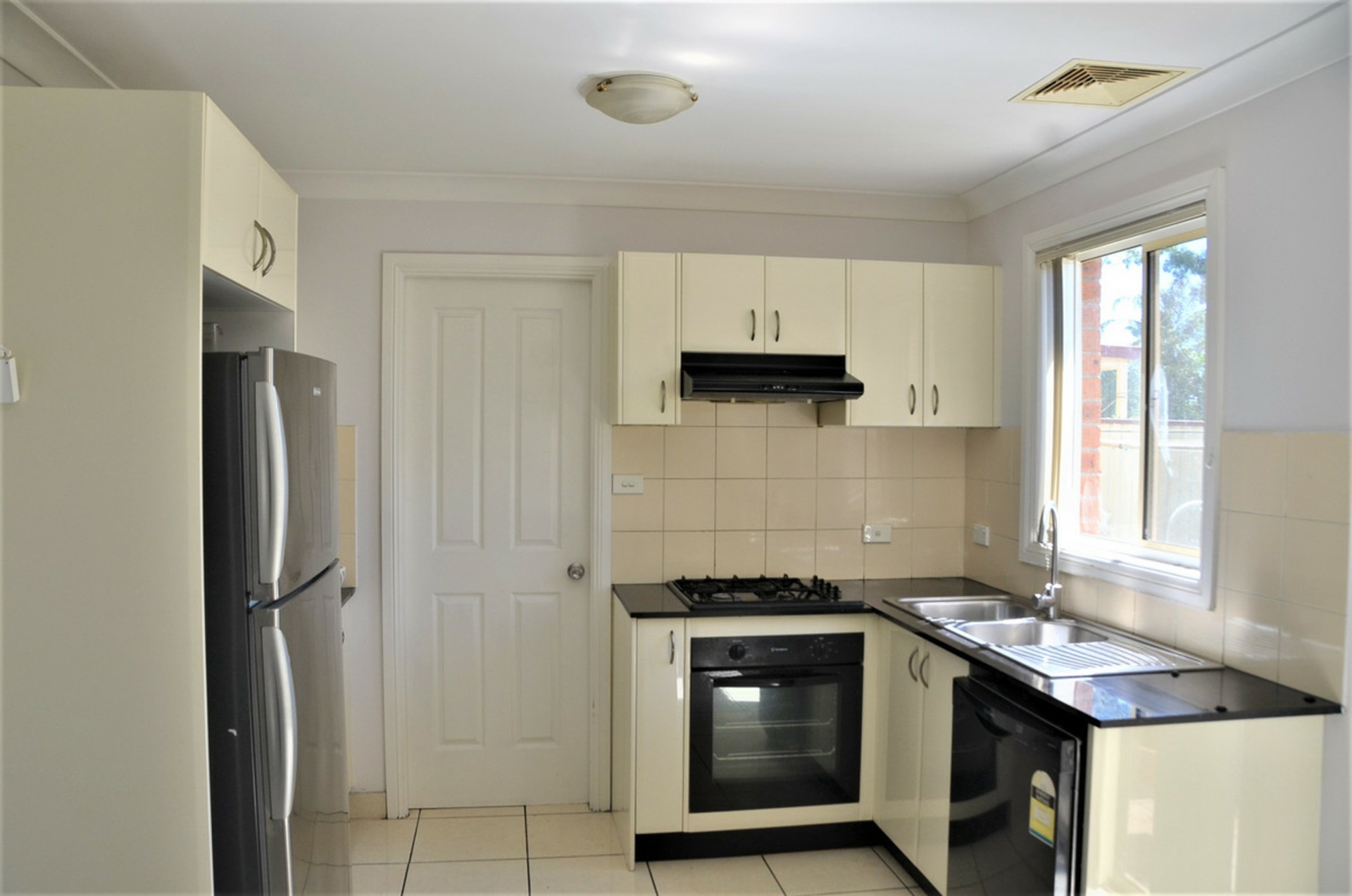 3/45 Cornelia Road, TOONGABBIE
