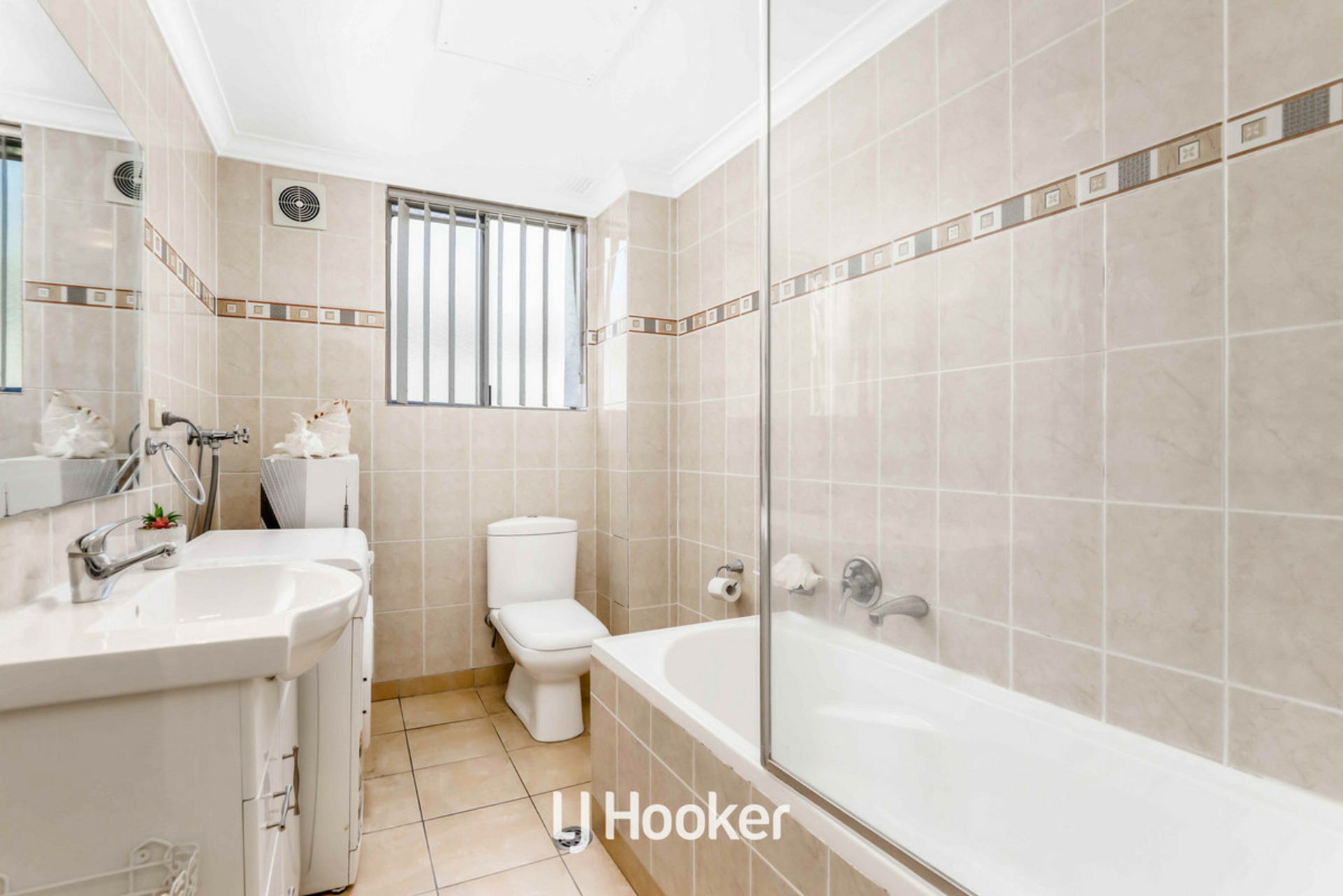 1/43 Aurelia Street, TOONGABBIE