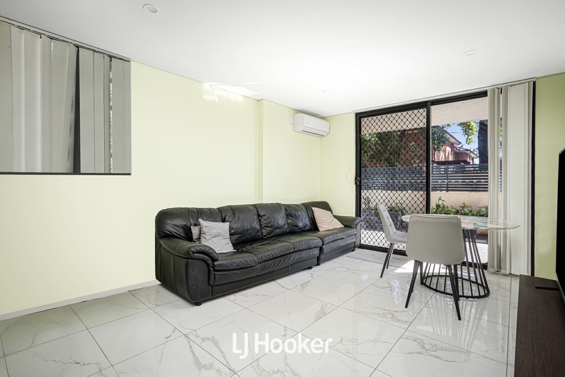 18/8-10 Octavia Street, TOONGABBIE