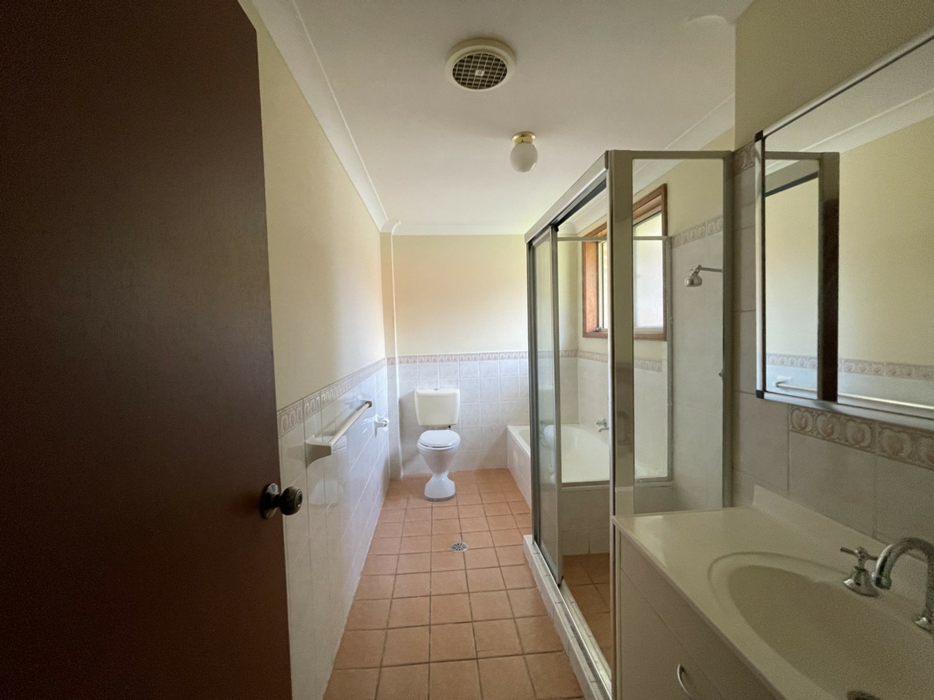 6/104 Metella Road, TOONGABBIE