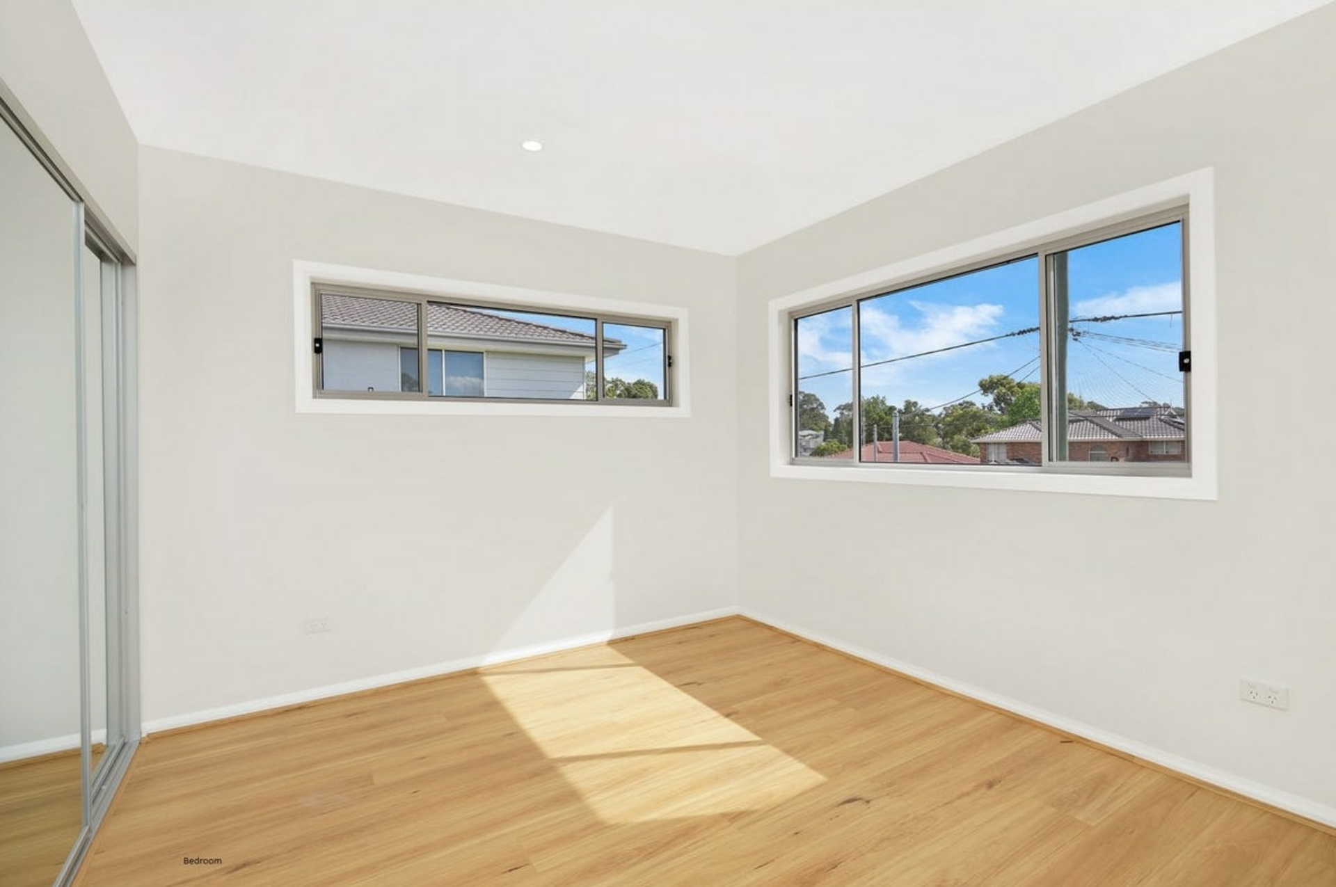10/27-29 Tungarra Road, GIRRAWEEN