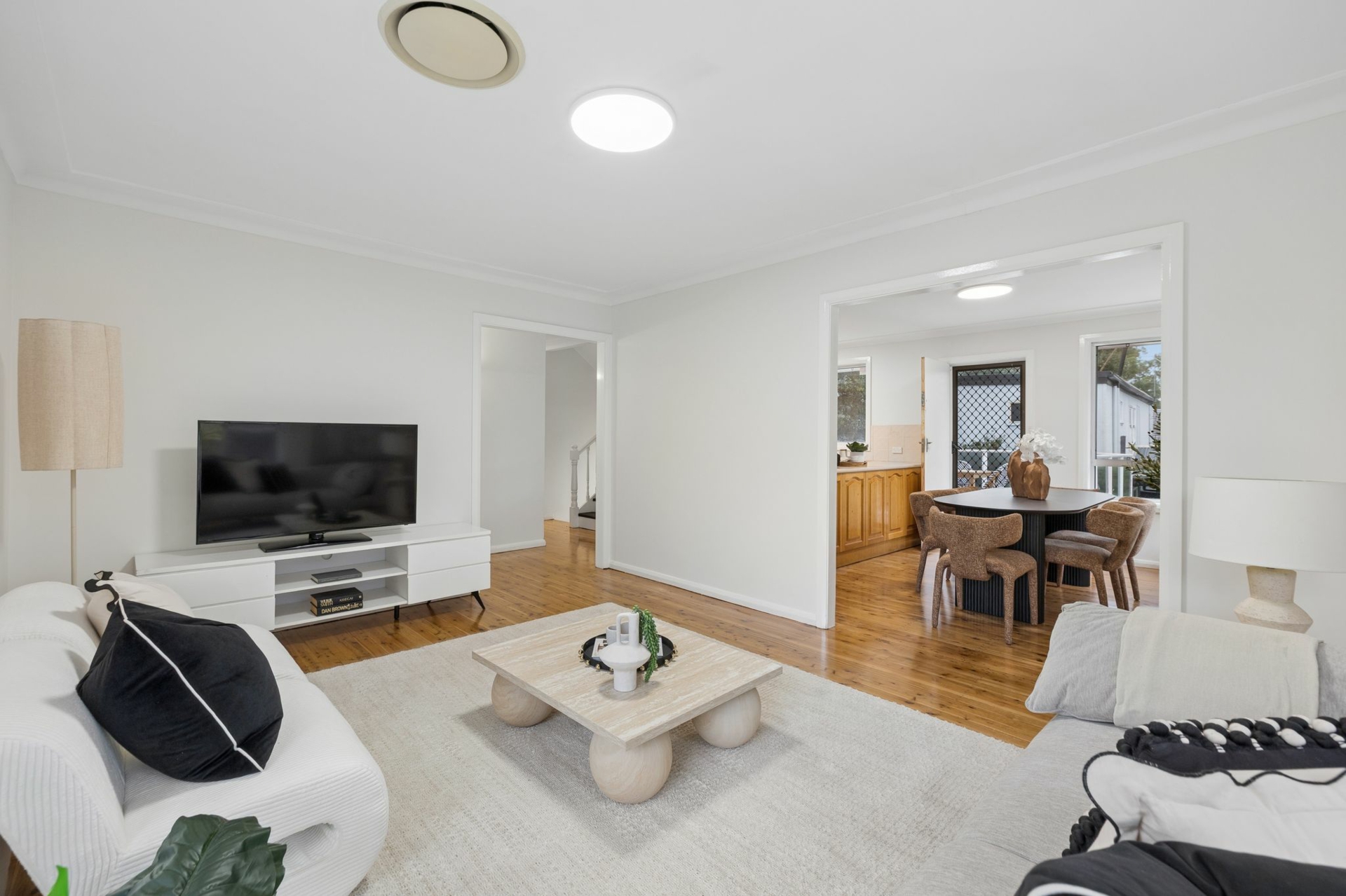 2 Winton Avenue — photo 5 of 16