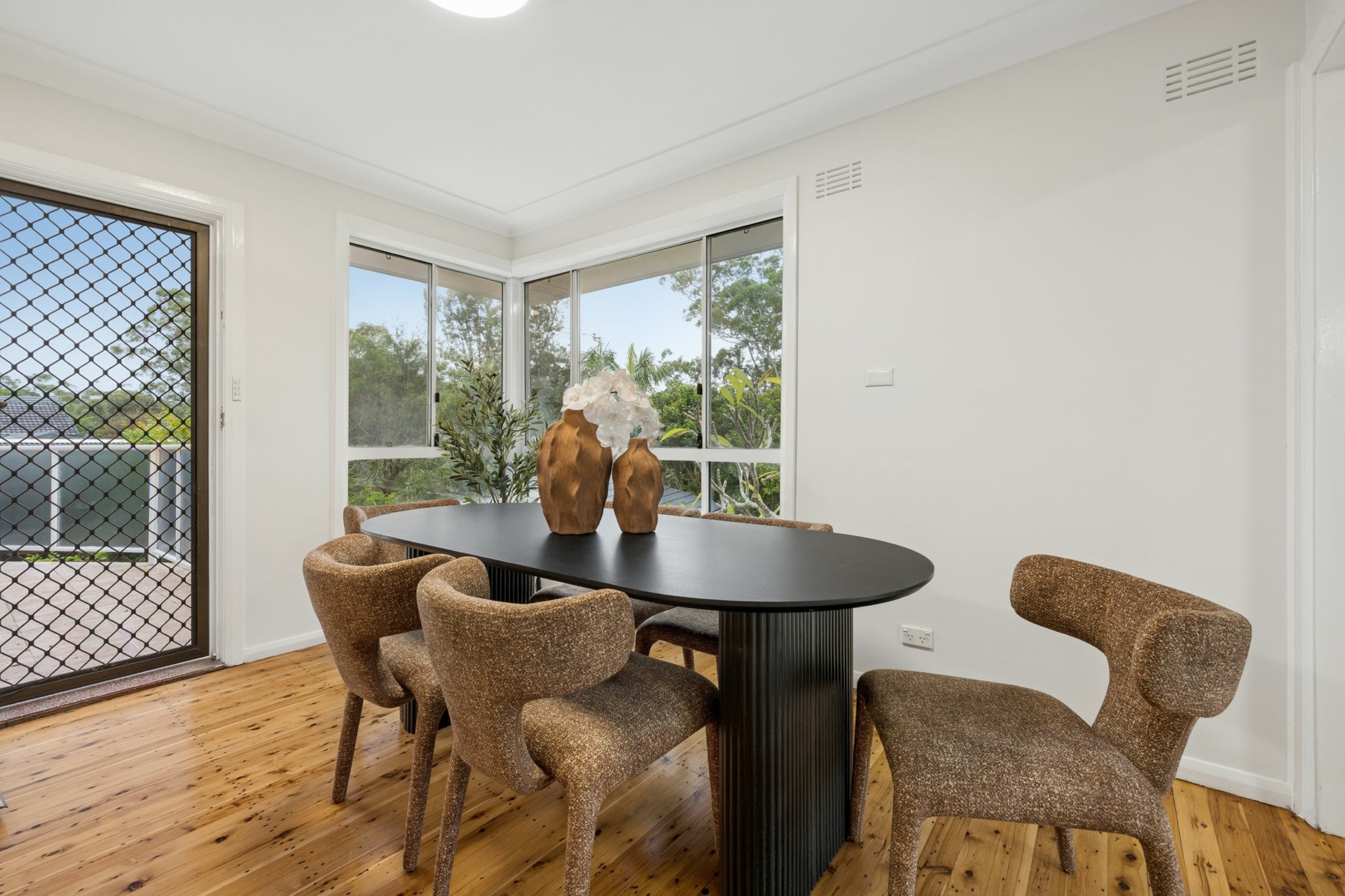 2 Winton Avenue — photo 8 of 16
