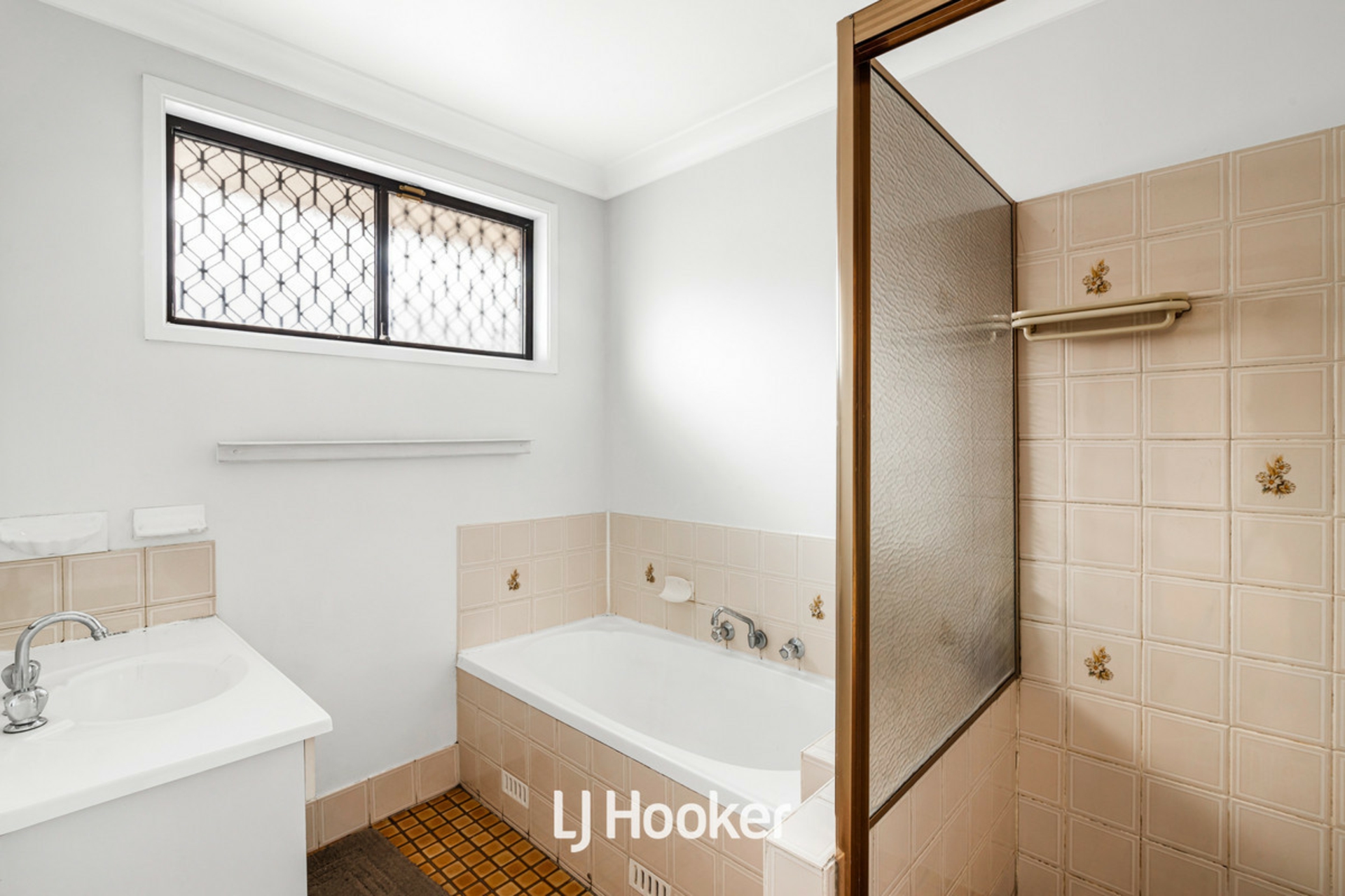 1 Abigail Street — photo 8 of 8