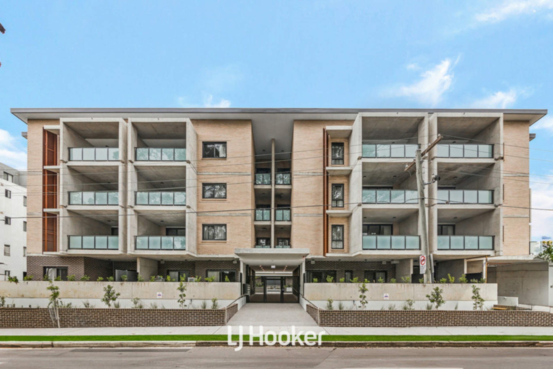 25/17 Junia Avenue — photo from LJ Hooker Toongabbie