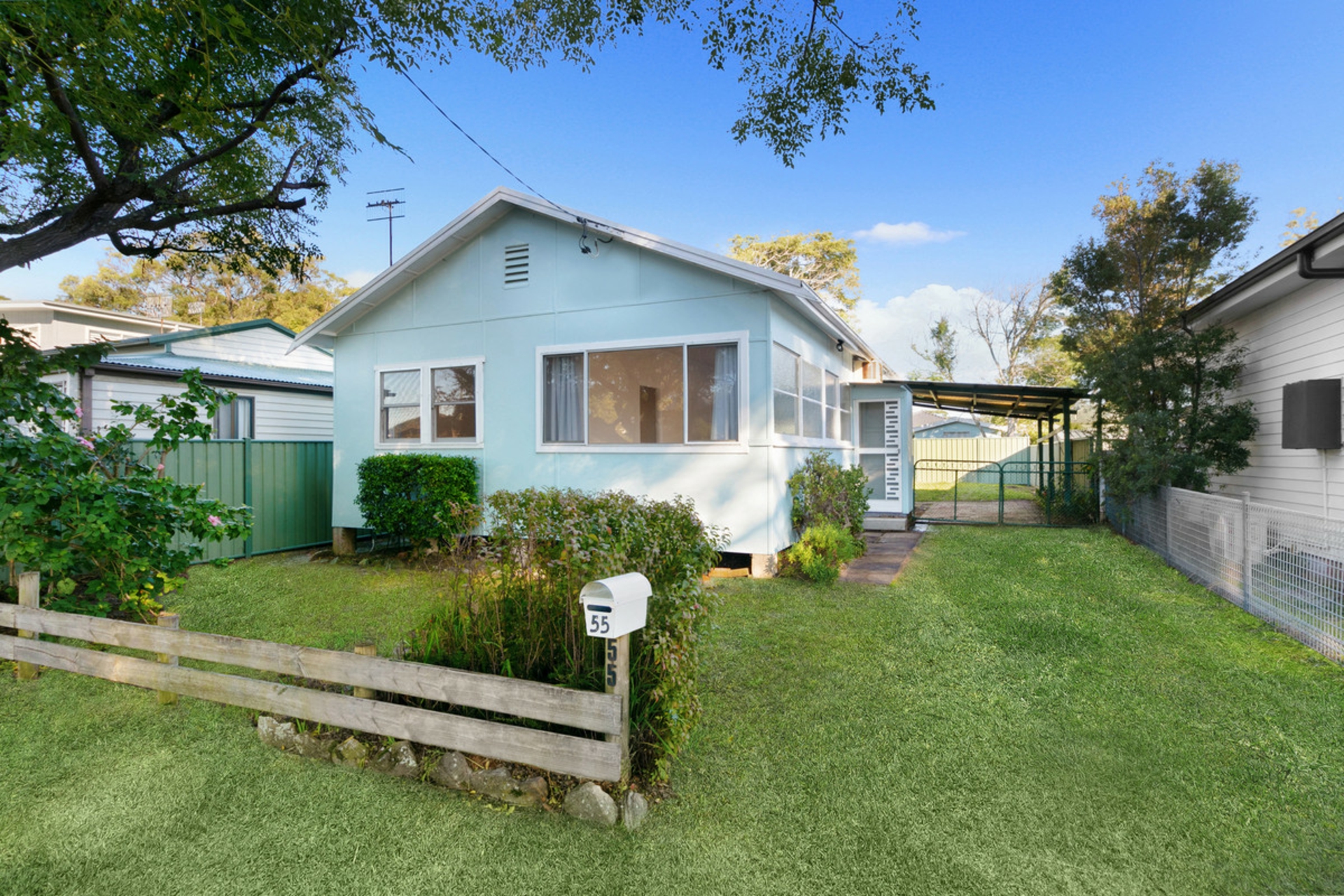 55 Banksia Street — photo from LJ Hooker Toongabbie