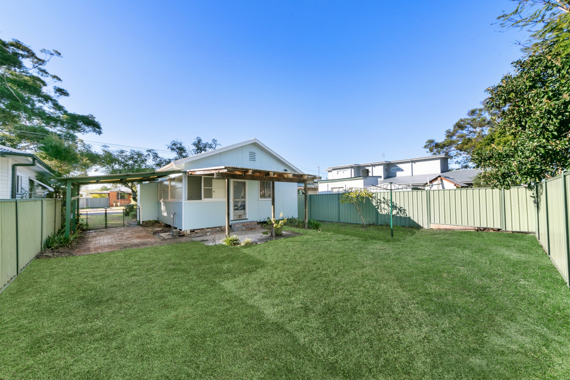 55 Banksia Street — photo 6 of 9