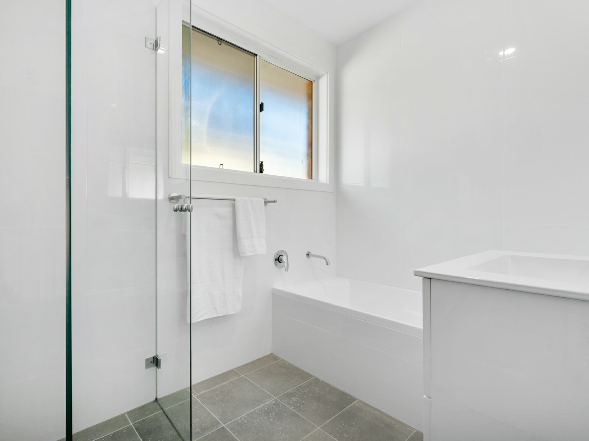 47B Woodfield Blvd, CARINGBAH