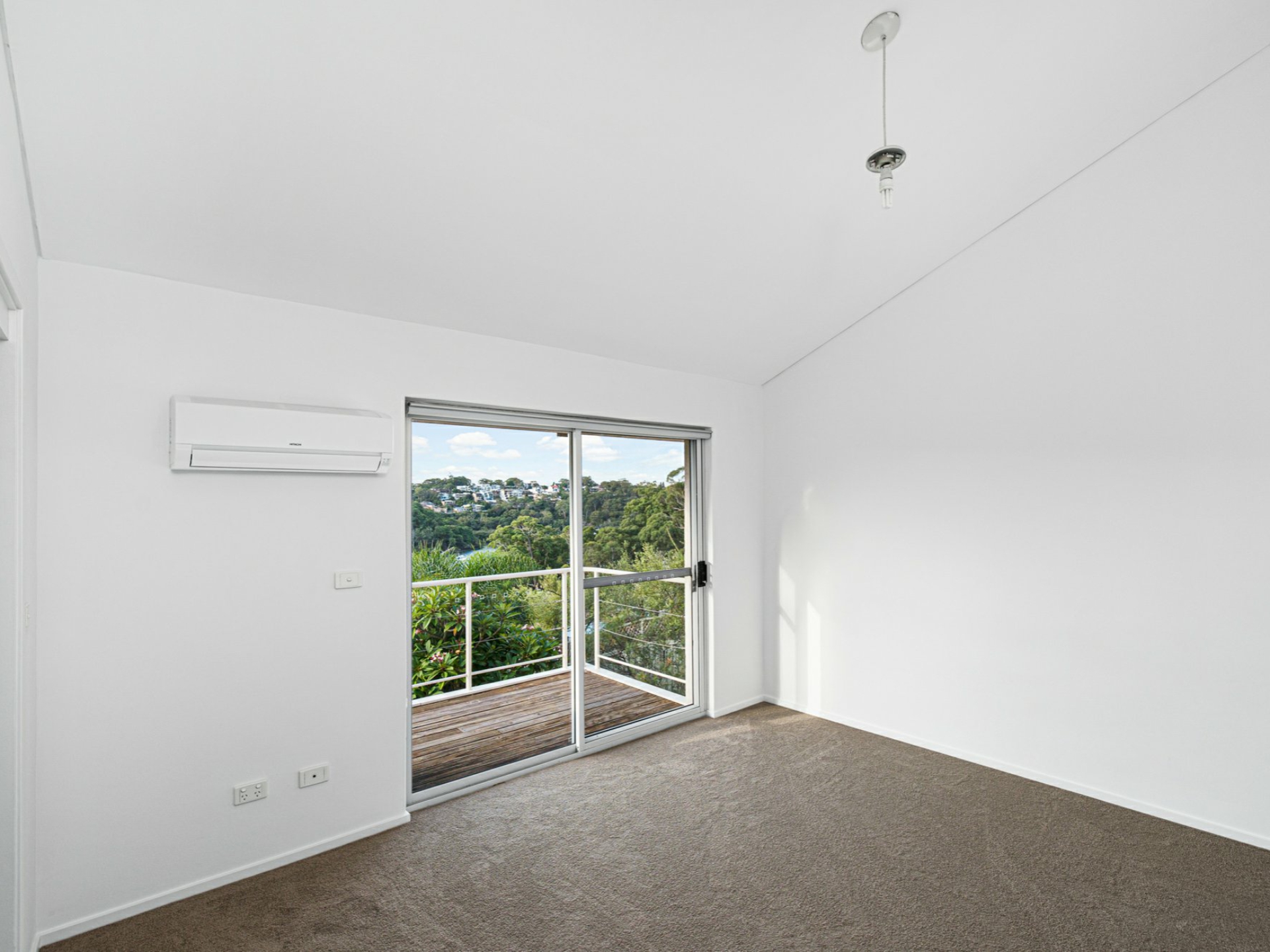 7/2-4 Old Ferry Road, ILLAWONG