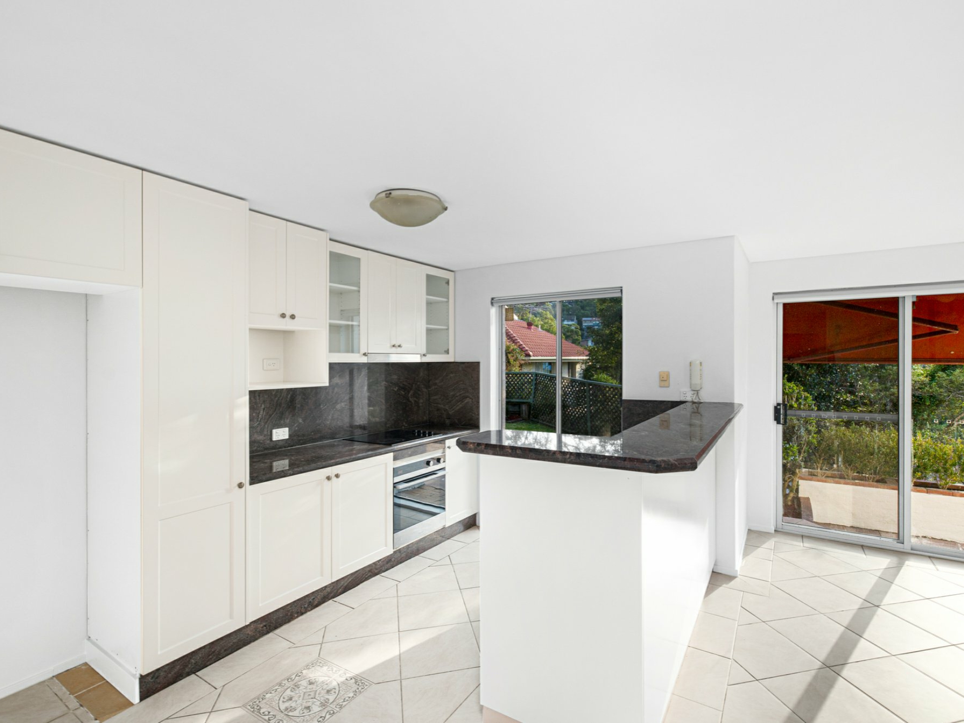 7/2-4 Old Ferry Road, ILLAWONG