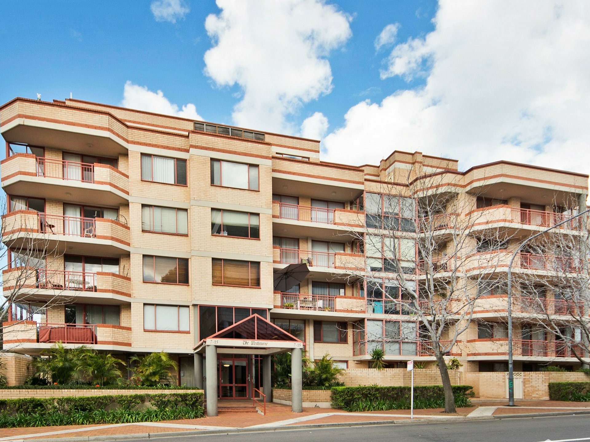 6/7-15 Jackson Avenue, MIRANDA