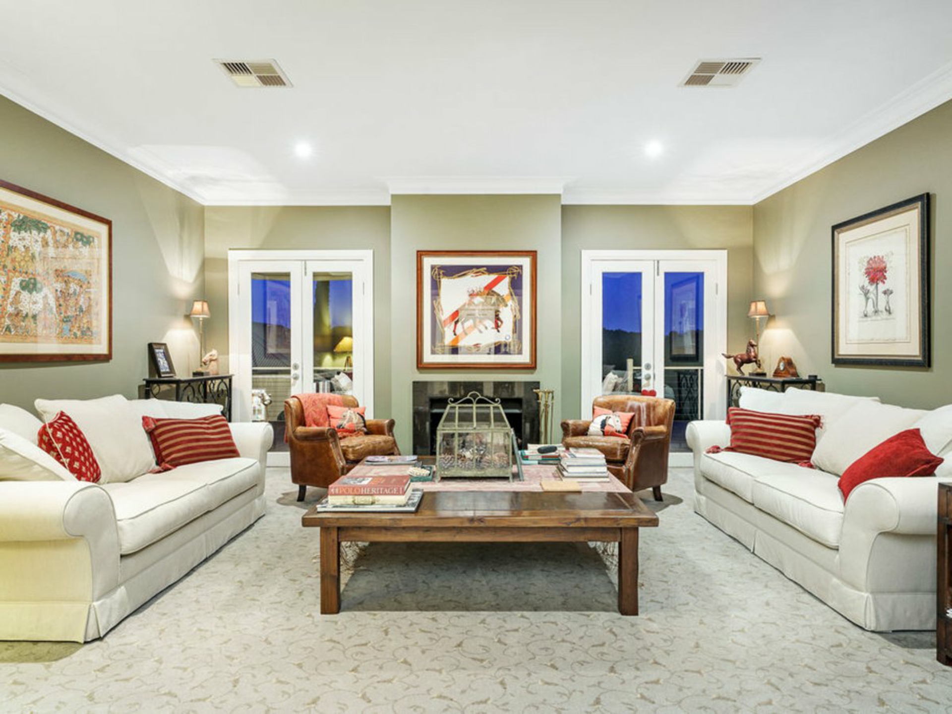 77 Sunnyside Drive, ELLIS LANE