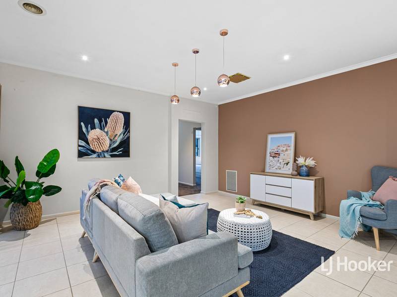 16 Baltimore Drive, POINT COOK