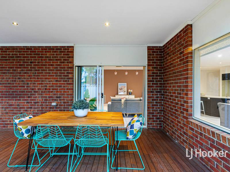 16 Baltimore Drive, POINT COOK
