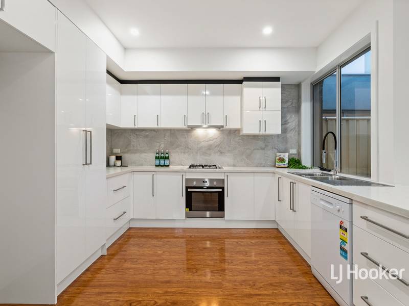 123B Lennon Boulevard, POINT COOK
