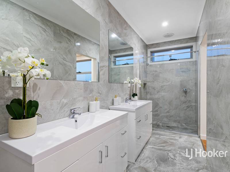 123B Lennon Boulevard, POINT COOK