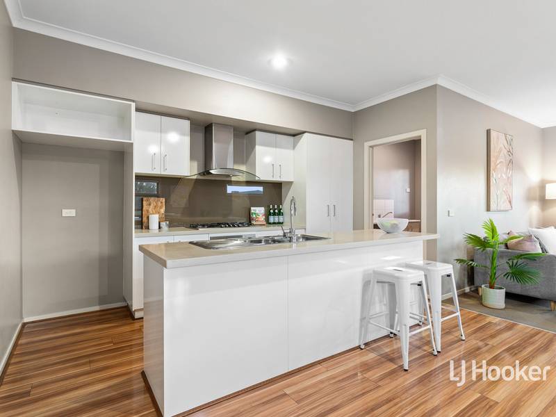 16 Admiralty Lane, SYDENHAM